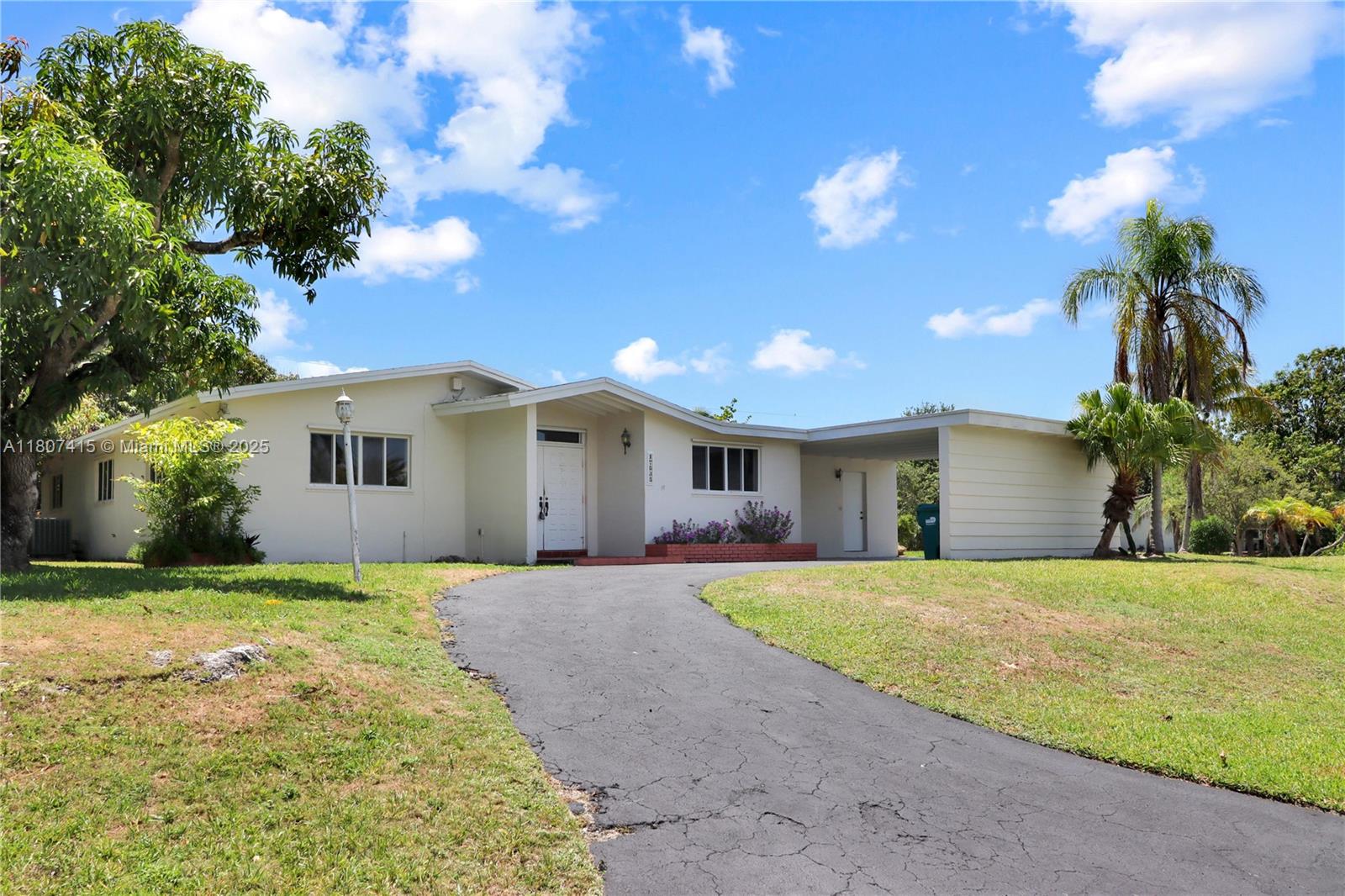 HERMAN HILLS - Residential