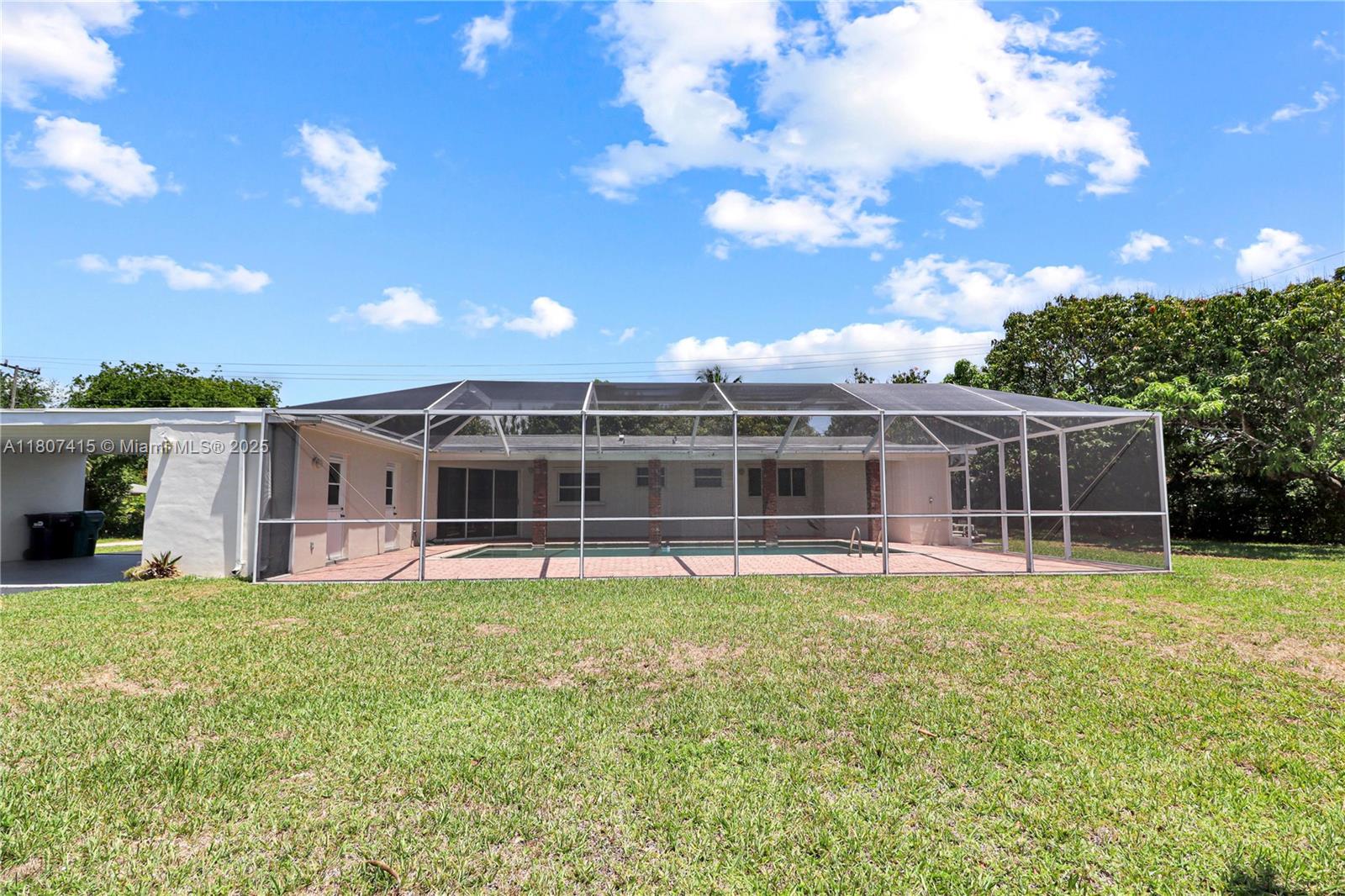 HERMAN HILLS - Residential