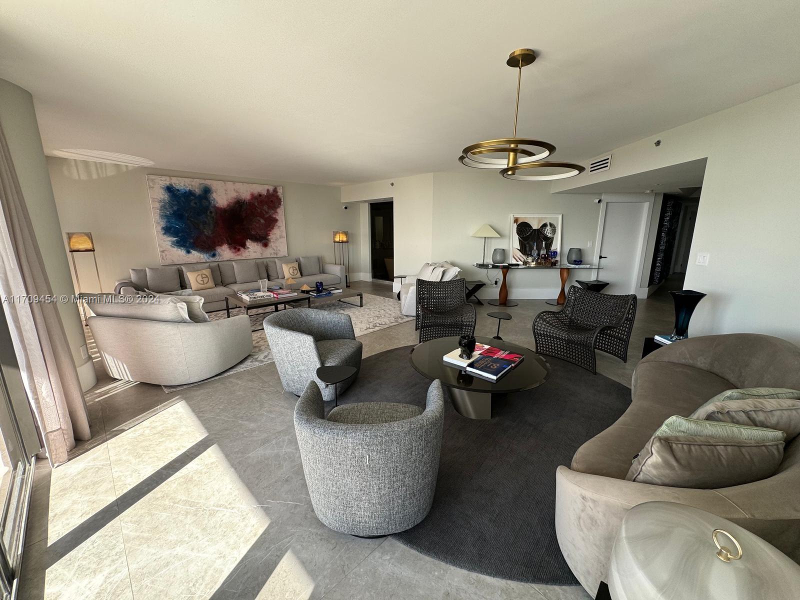 2000 ISL BLVD WILLIAMS IS - Residential Lease