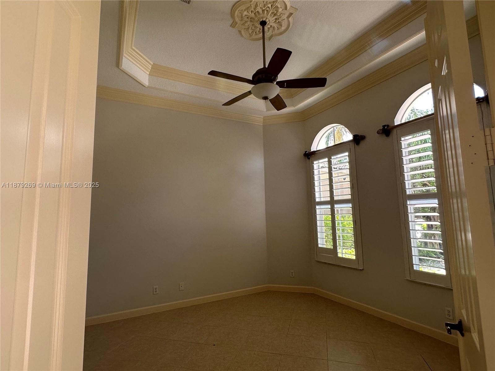 MIRASOL PAR 23 - Residential Lease
