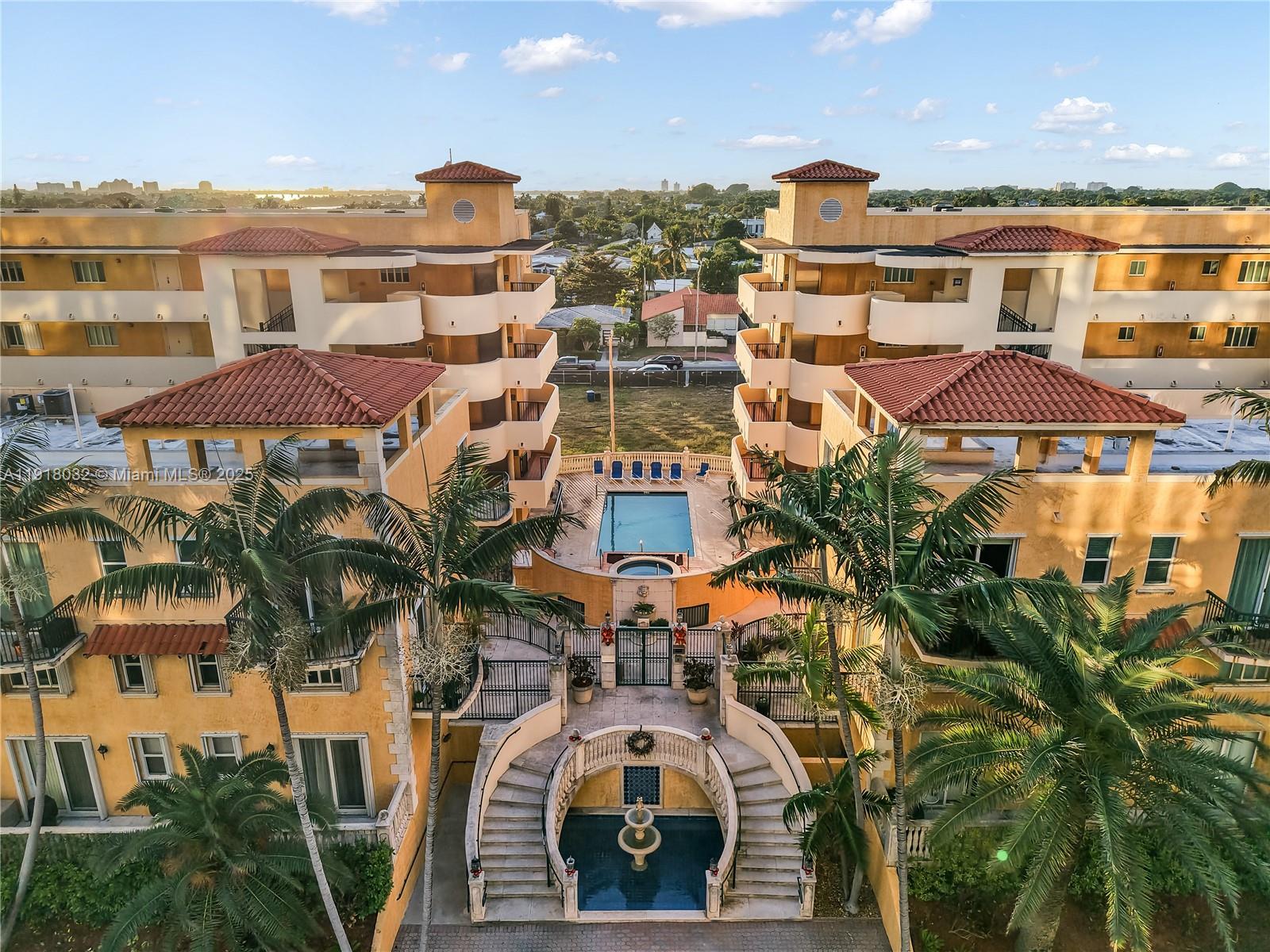 SURFSIDE PALMS CONDO - Residential