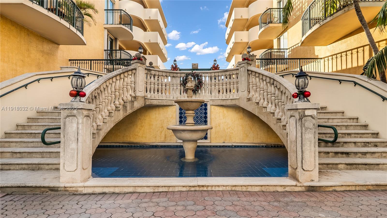 SURFSIDE PALMS CONDO - Residential
