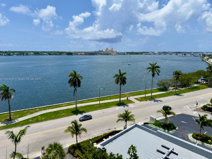 Welcome to luxury living at Flagler Pointe! This 1-bedroom, 1-bathroom condo is located on the 9th floor penthouse level offering sweeping views of the Intracoastal and Palm Beach Island. The southeast facing windows and balcony offer abundant natural light and the balcony is perfect for enjoying sunrises and coastal breezes. The bedroom features generous closet space and an attached bathroom that's also accessible off the main living area. Flagler Pointe is a gated, resort-style community offering upscale amenities such as a concierge, expansive pool deck with large swimming pool and hot tub, fitness center with sauna to name a few. Minutes to Clematis, the beach, and PBIA, this condo offers the perfect blend of location, luxury, and​​‌​​​​‌​‌​​​‌‌​​​‌‌‌​​‌​​‌‌​​​​ lifestyle.