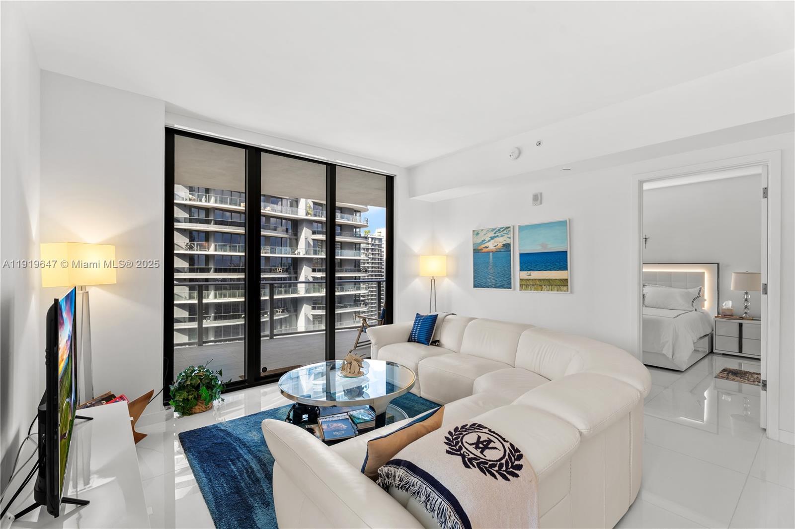 1010 Brickell Ave 4206