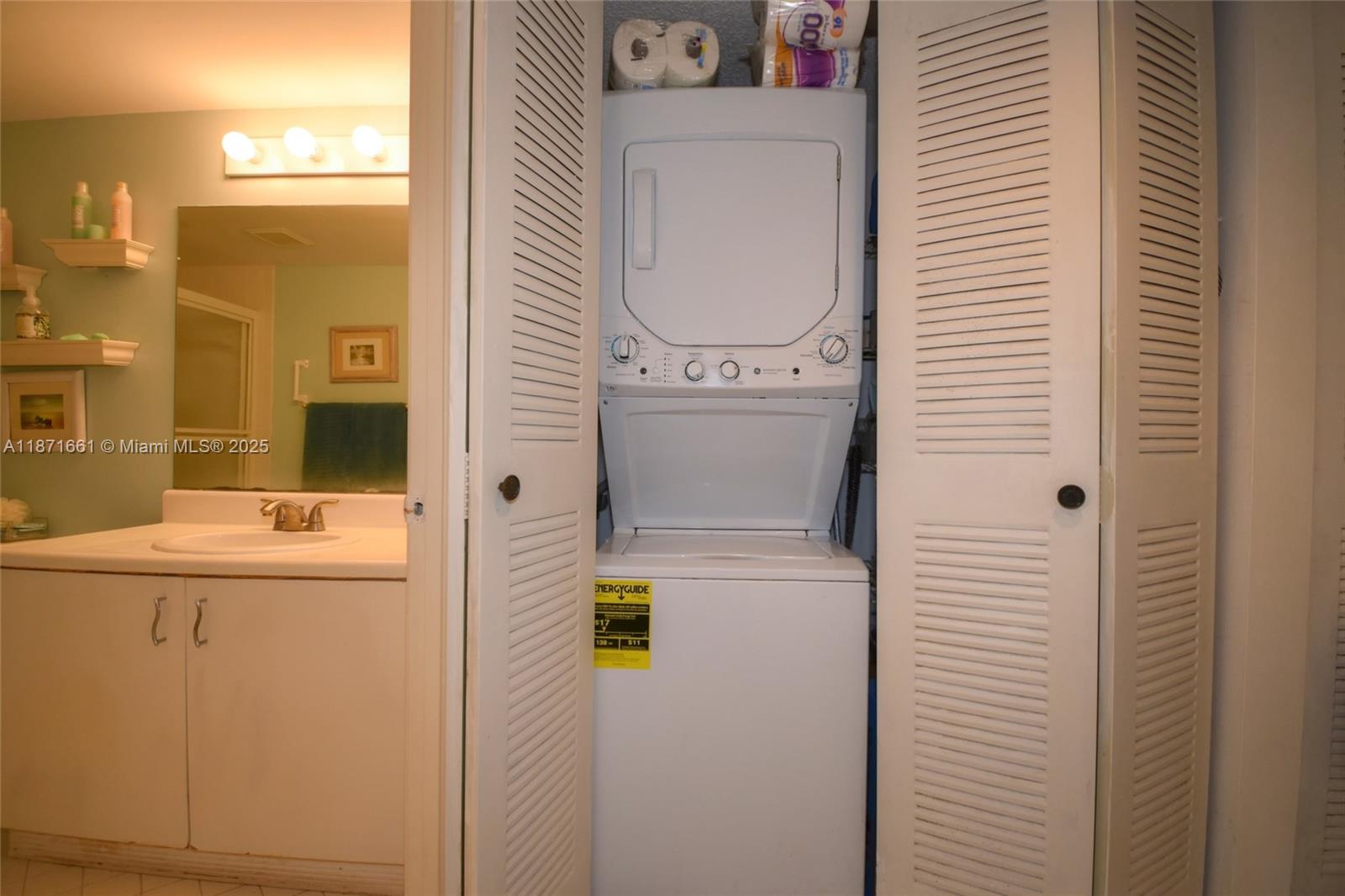 IVANHOE EAST AT CENTURY V - Residential