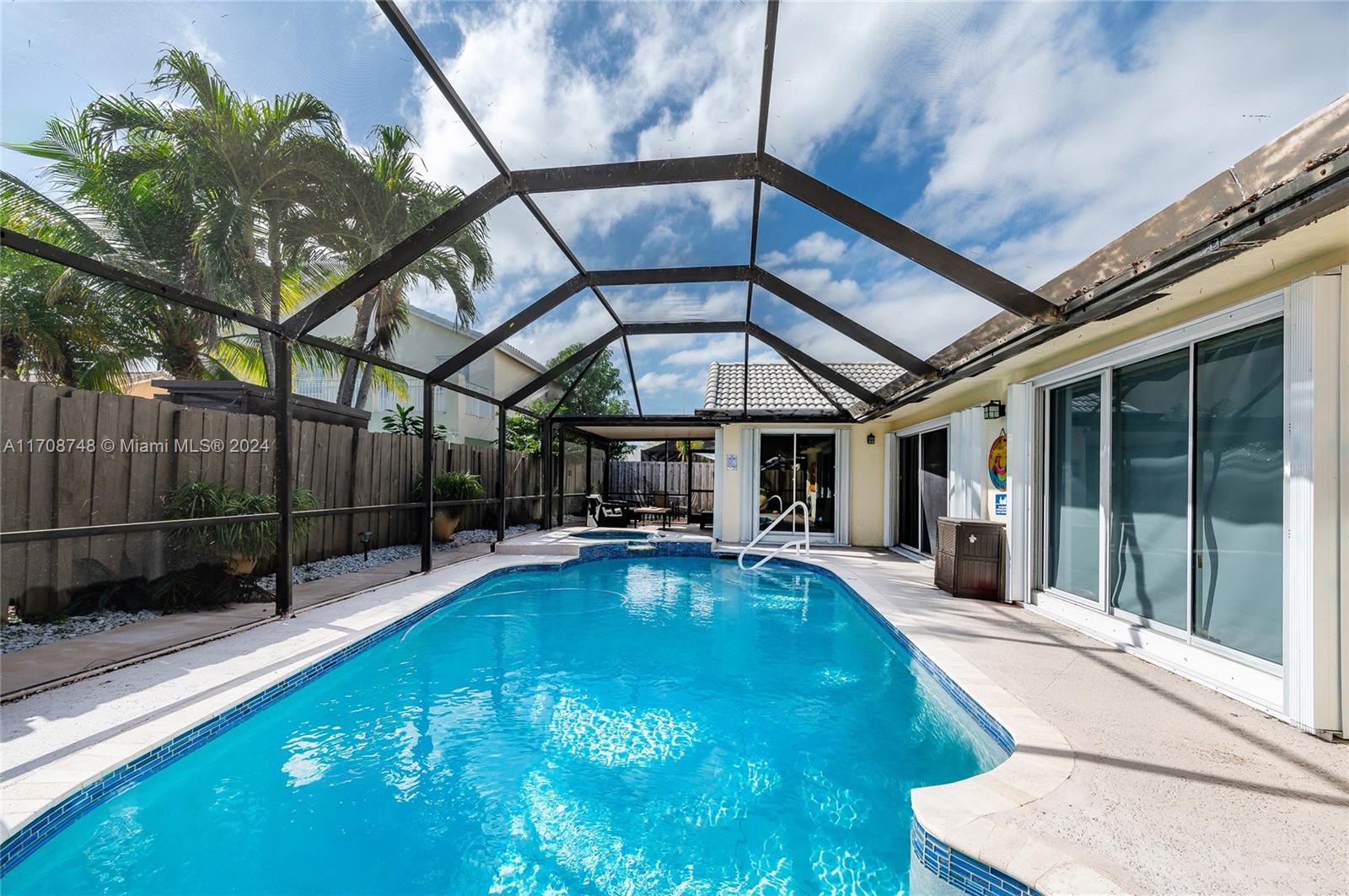 LAKES BY THE BAY SEC 7 - Residential