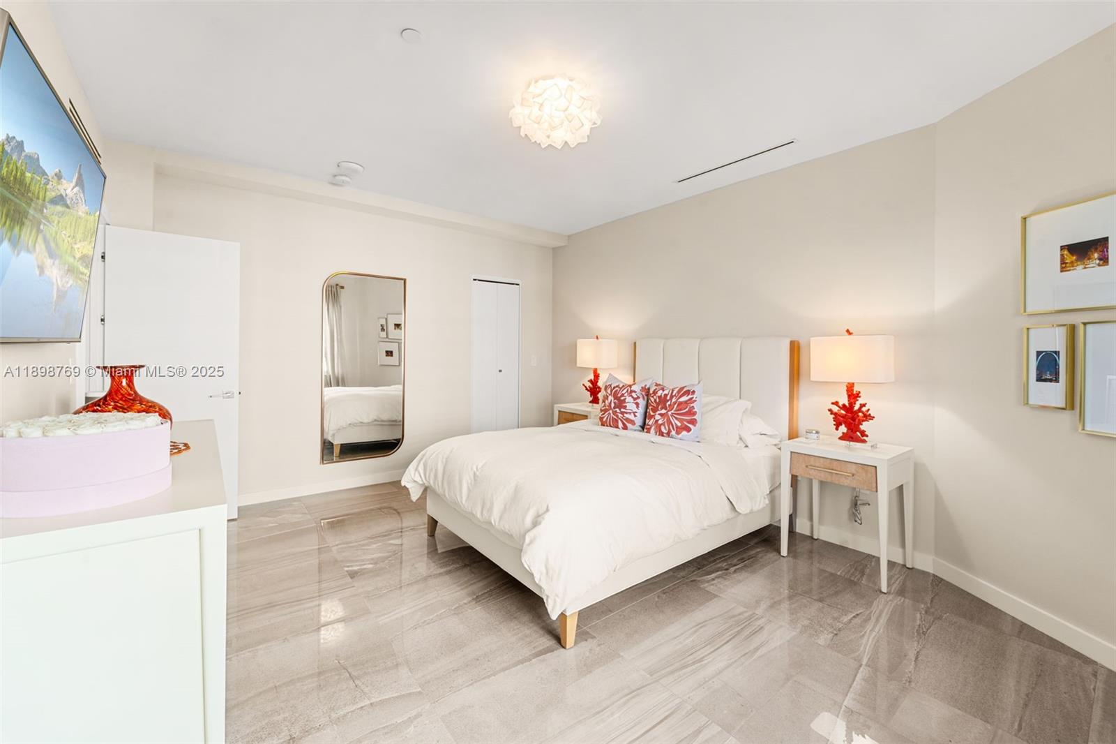 BELLE TOWERS CONDO - Residential Lease