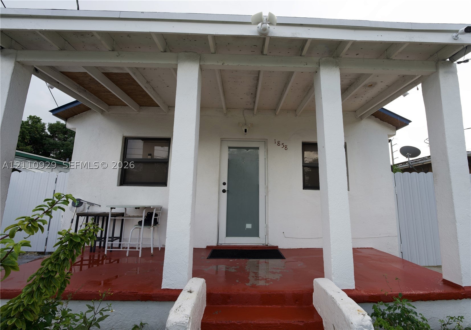 1858 NW 68th St