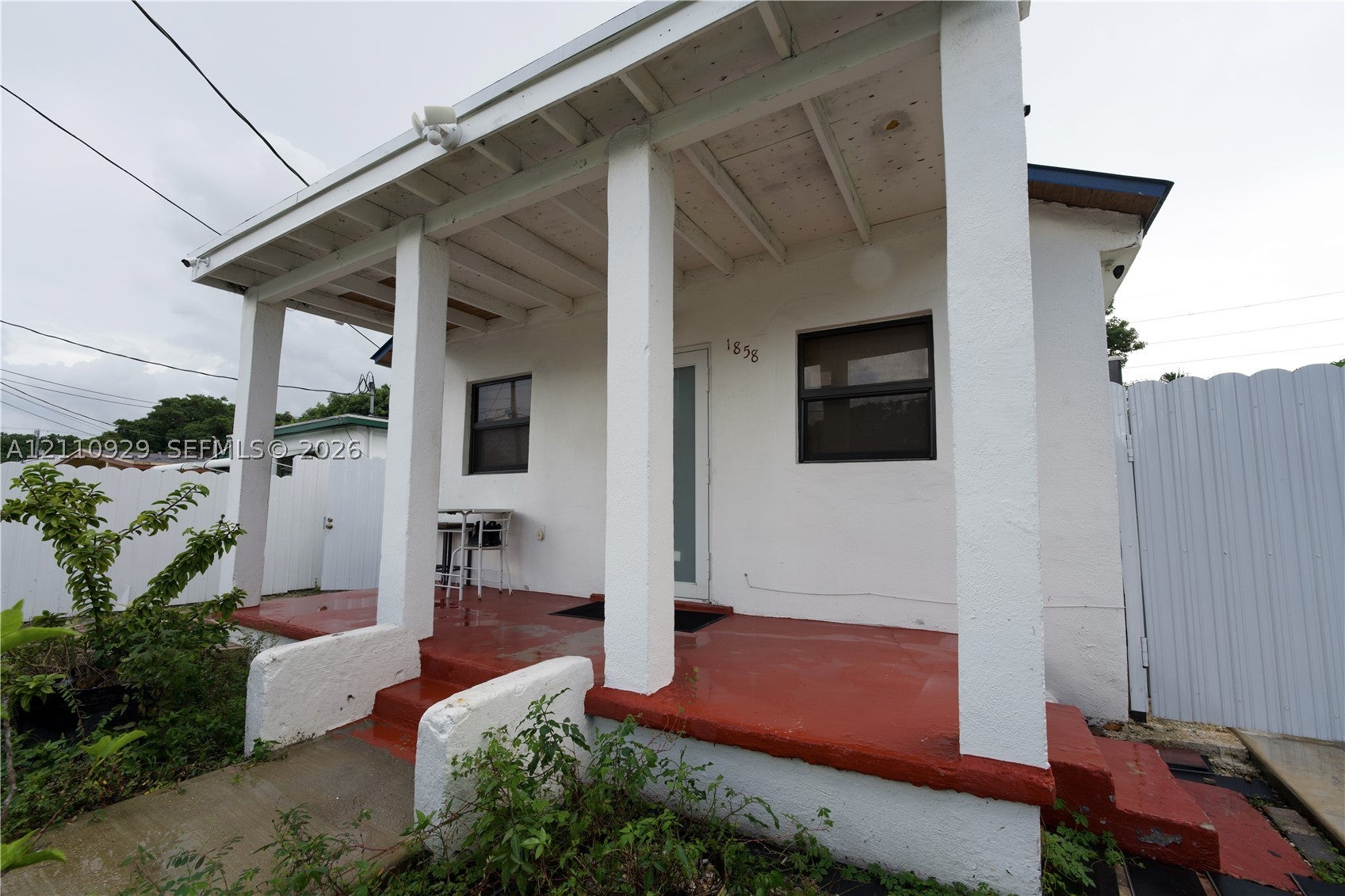 1858 NW 68th St