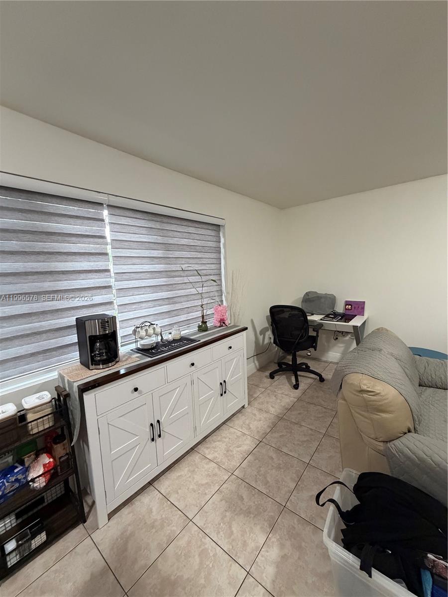 HAMMOCKS TRAILS CONDO - Residential Lease