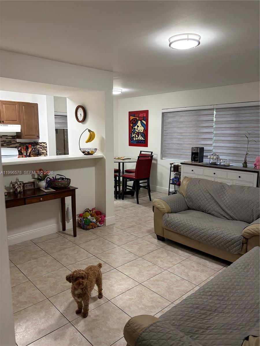 HAMMOCKS TRAILS CONDO - Residential Lease