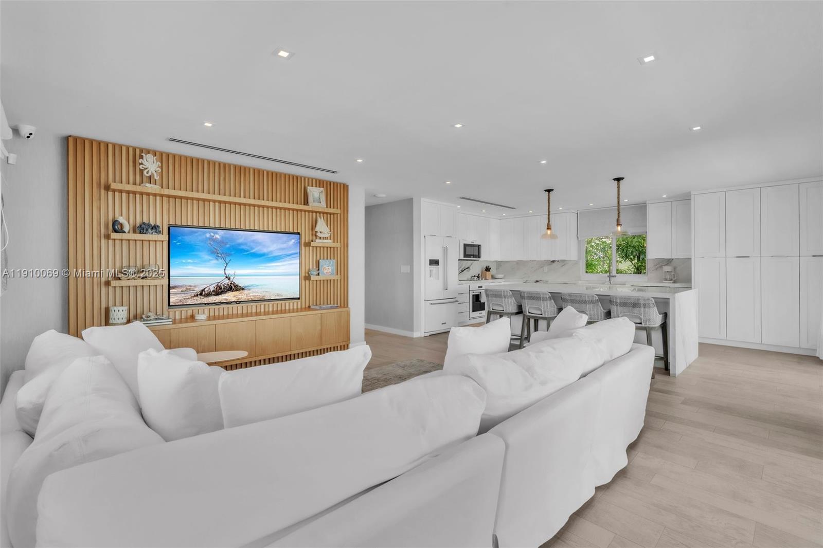 TROPICAL ATLANTIC SHORES - Residential