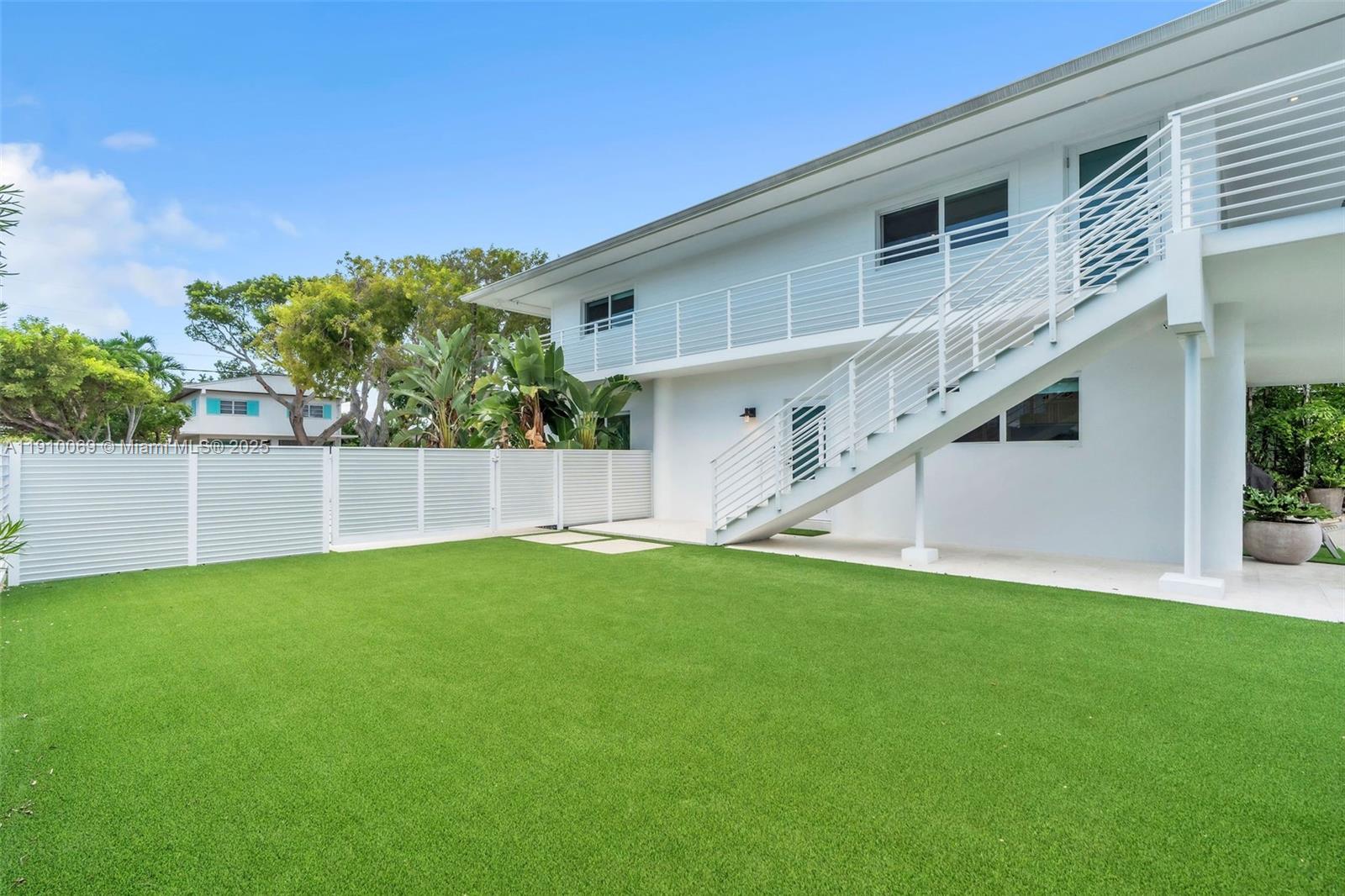 TROPICAL ATLANTIC SHORES - Residential