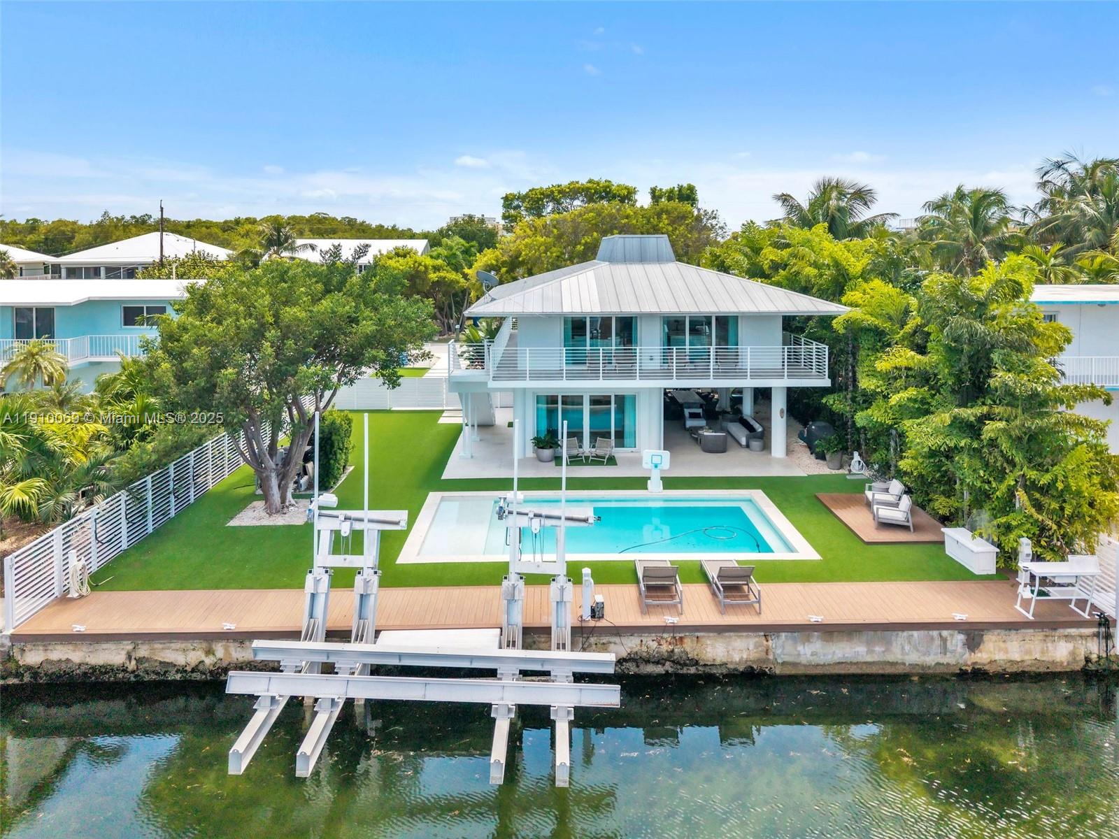 TROPICAL ATLANTIC SHORES - Residential