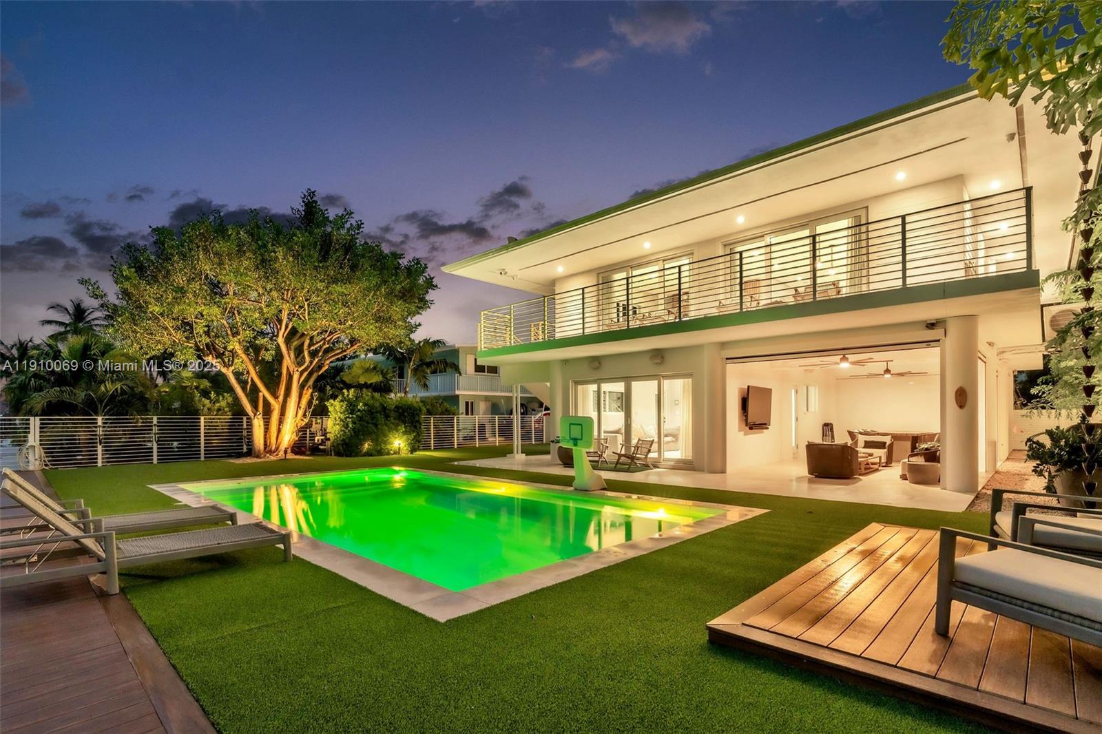 TROPICAL ATLANTIC SHORES - Residential