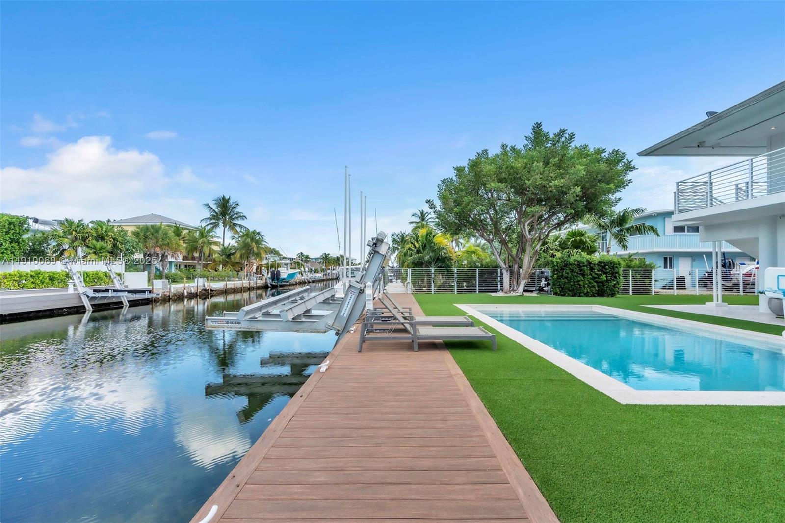 TROPICAL ATLANTIC SHORES - Residential