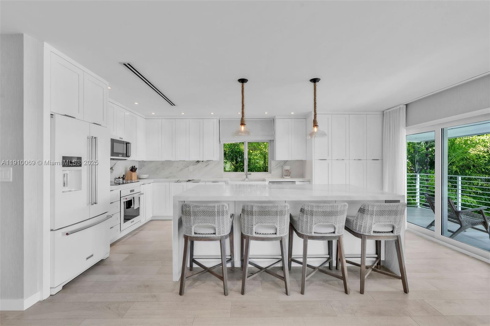 TROPICAL ATLANTIC SHORES - Residential