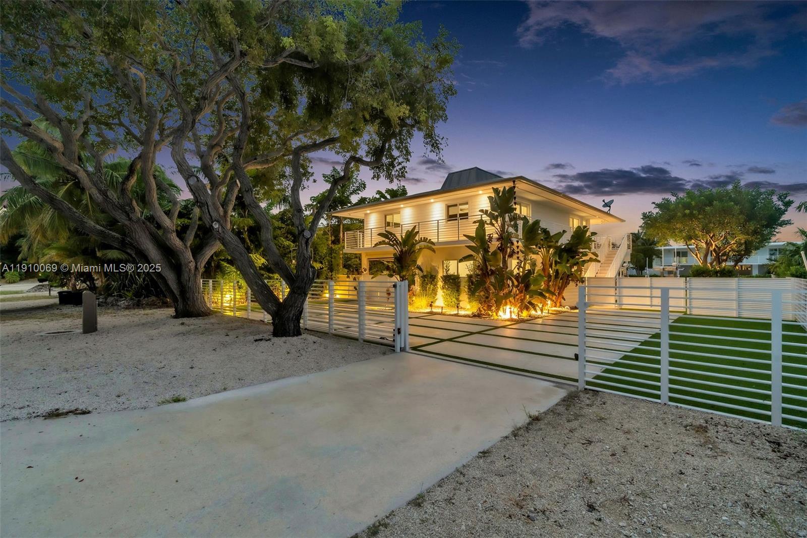 TROPICAL ATLANTIC SHORES - Residential