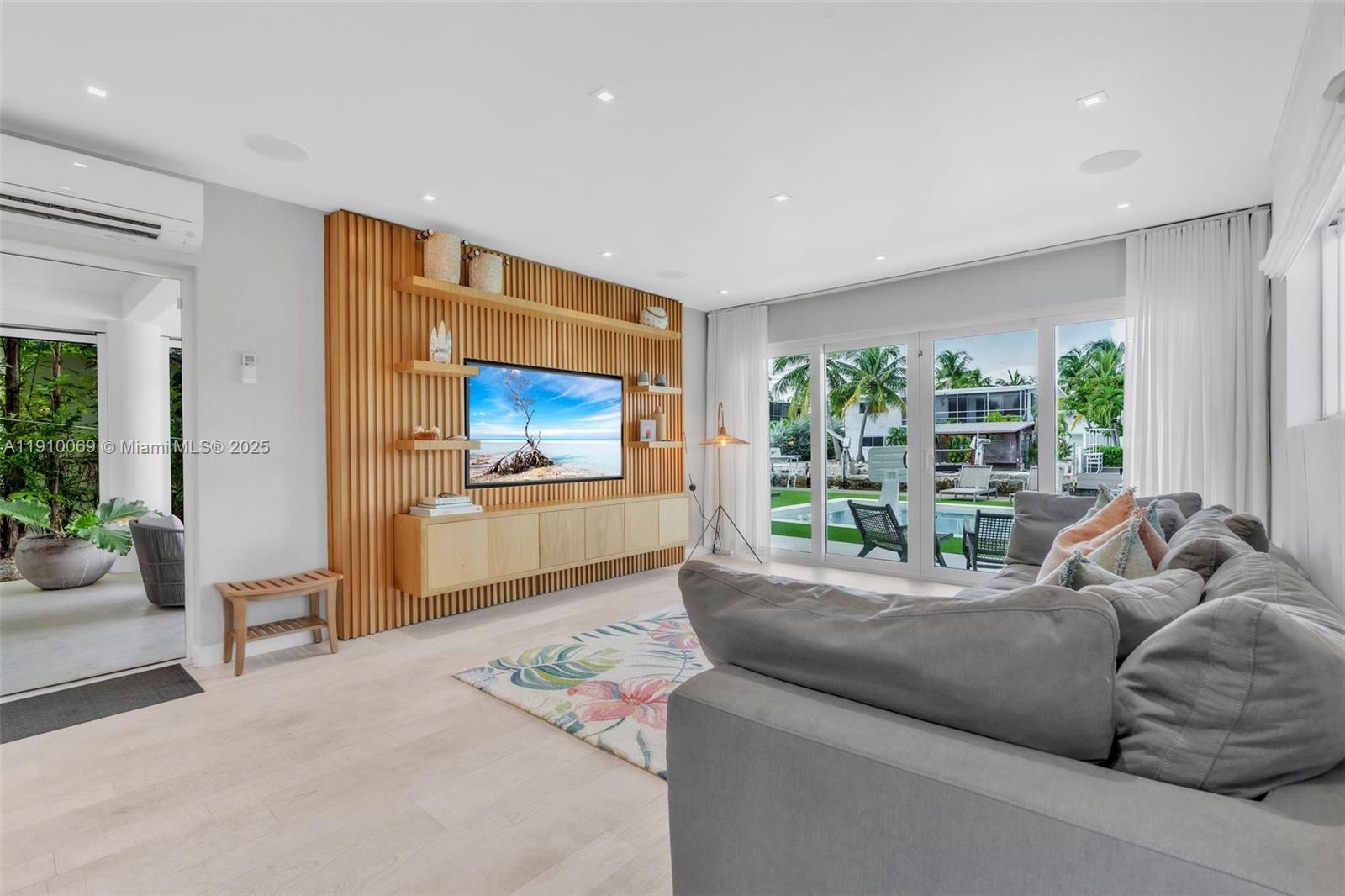 TROPICAL ATLANTIC SHORES - Residential