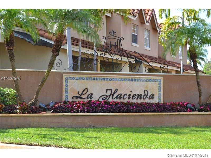 LA HACIENDA COUNTRY CLUB - Residential Lease