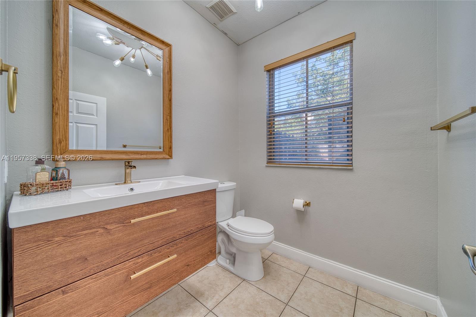 RIVERSIDE AT BISC NATL PK - Residential