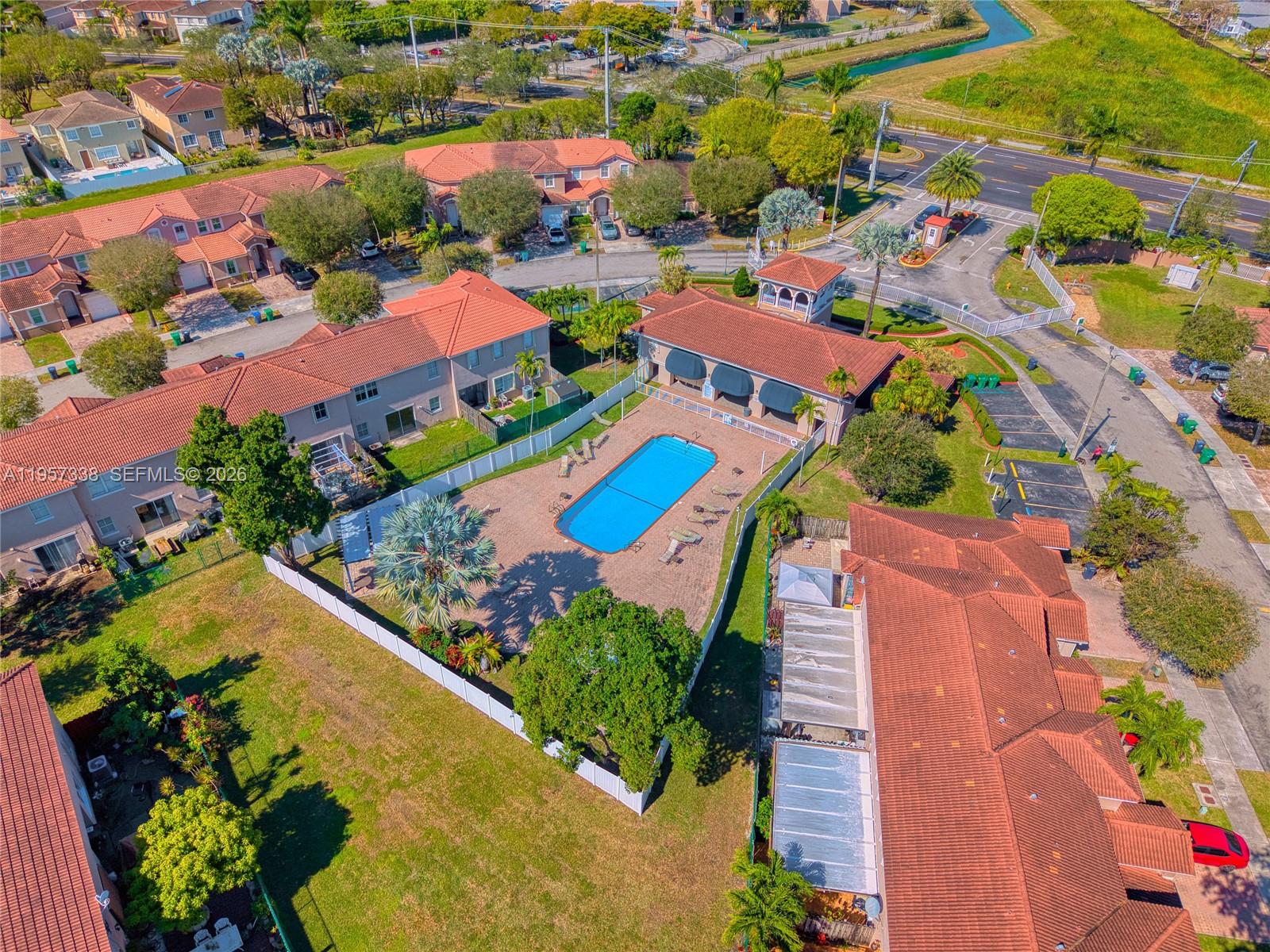 RIVERSIDE AT BISC NATL PK - Residential