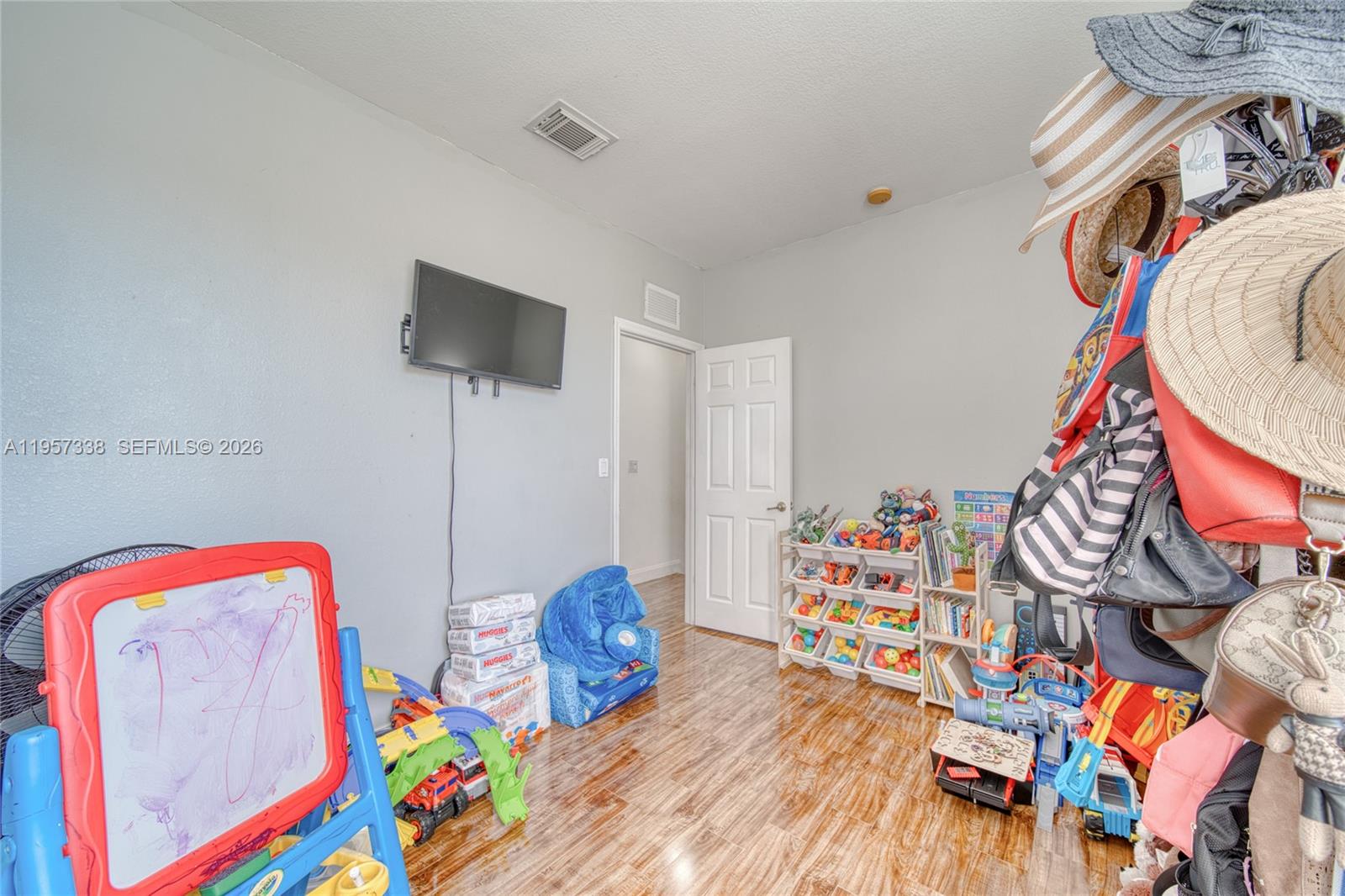 RIVERSIDE AT BISC NATL PK - Residential