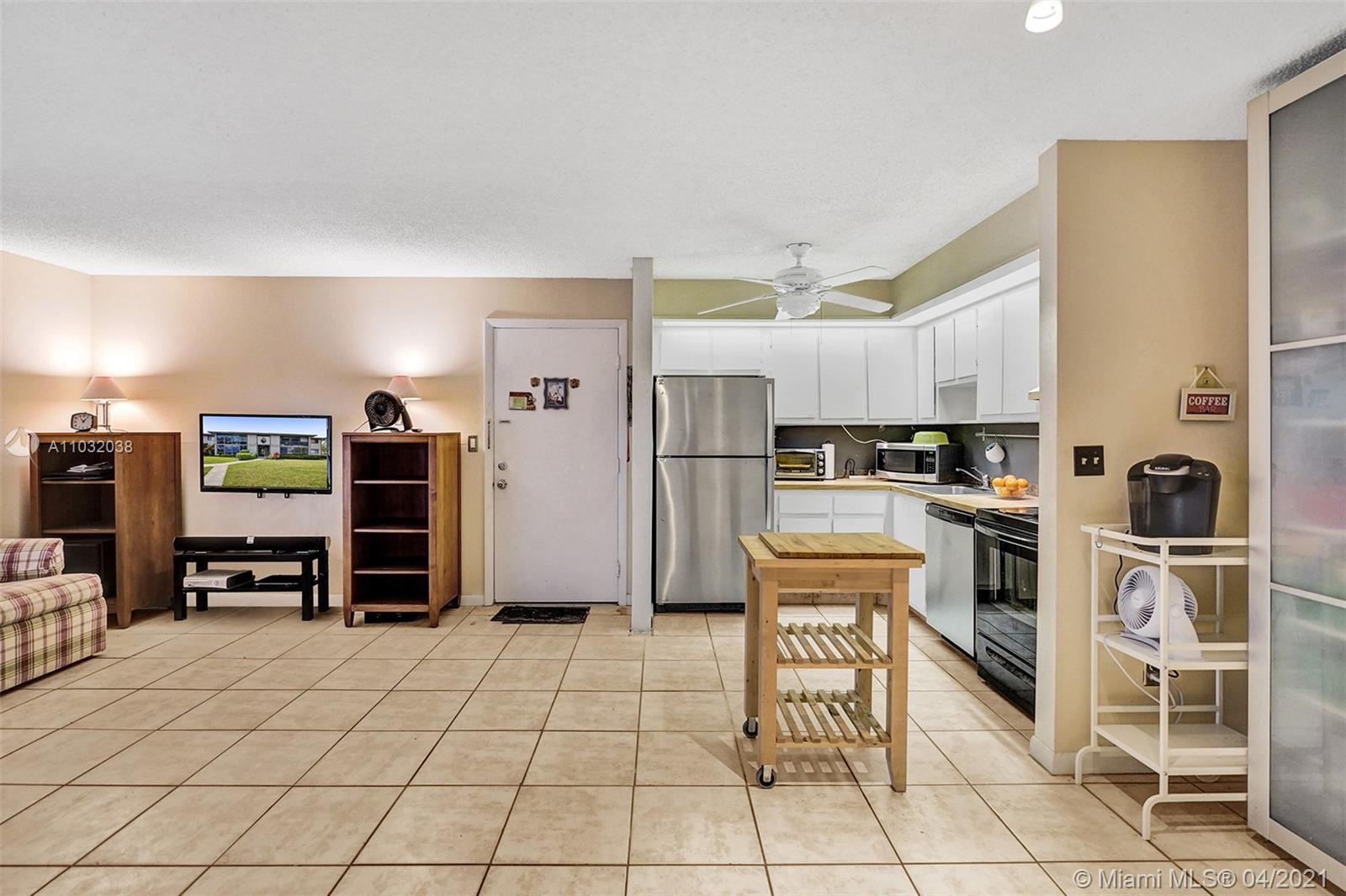 TAMARAC GARDENS 8 CONDO - Residential