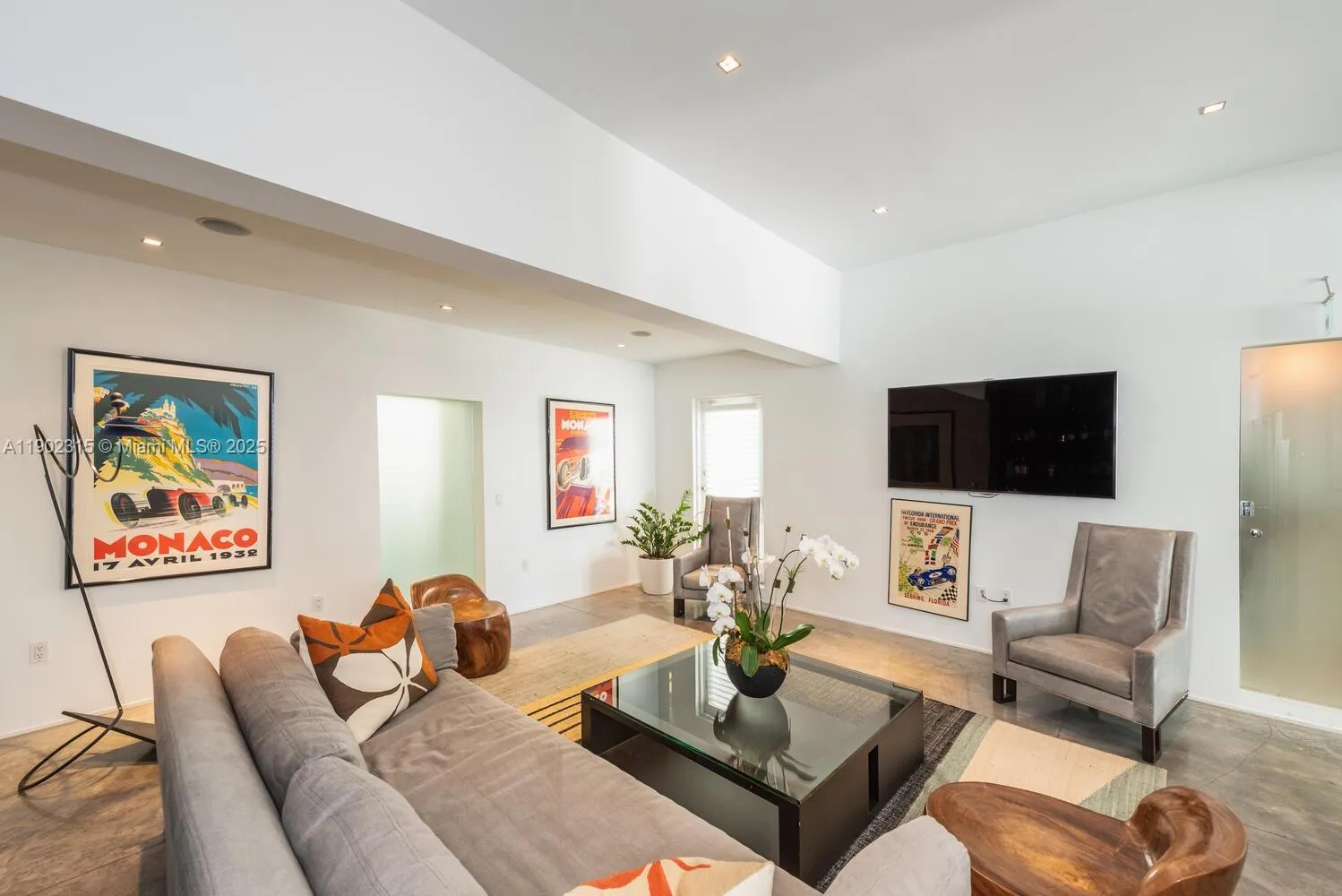 Miami Beach, Florida 33139, United States, 3 Bedrooms Bedrooms, ,3 BathroomsBathrooms,Residential,Active,234592