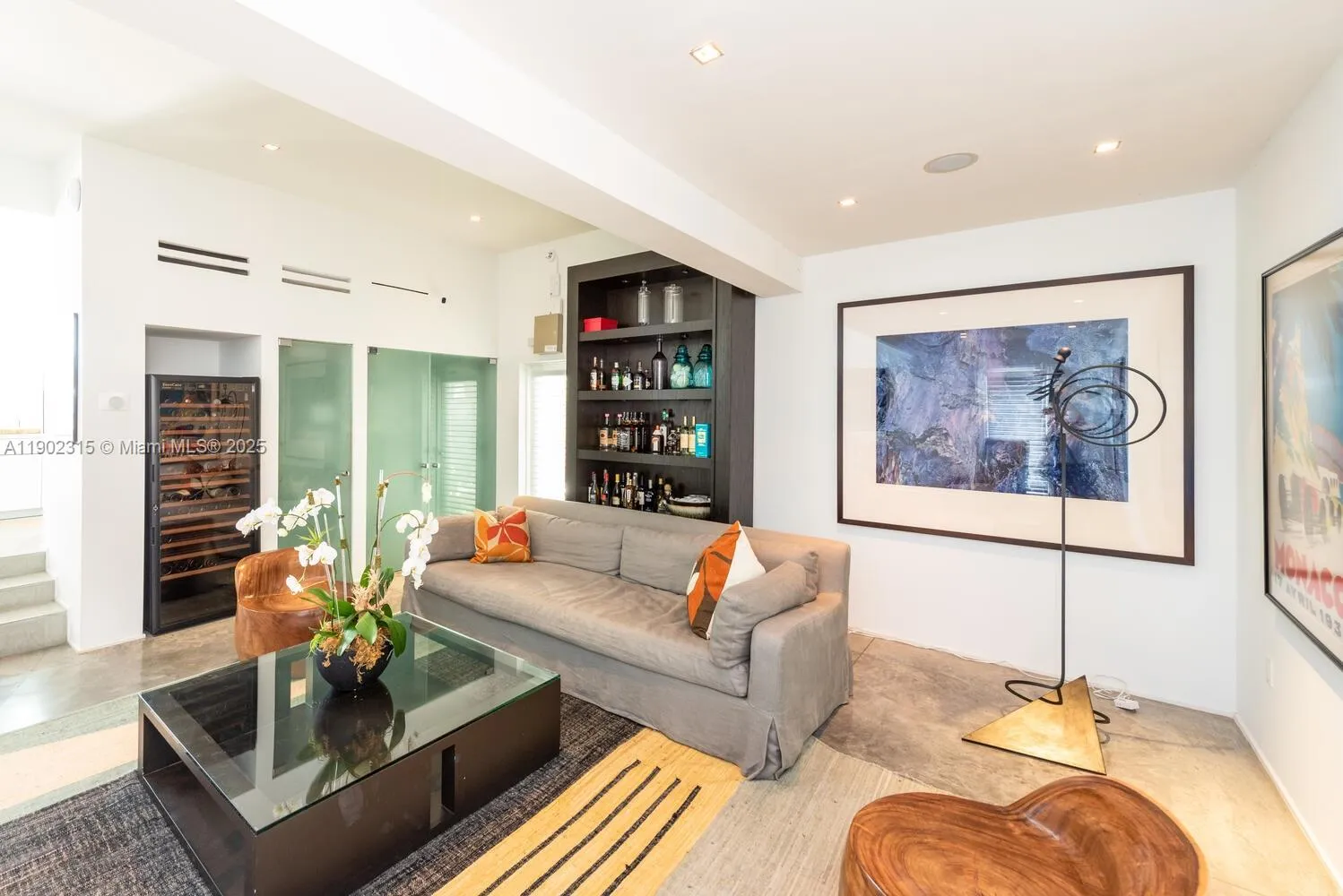 Miami Beach, Florida 33139, United States, 3 Bedrooms Bedrooms, ,3 BathroomsBathrooms,Residential,Active,234592