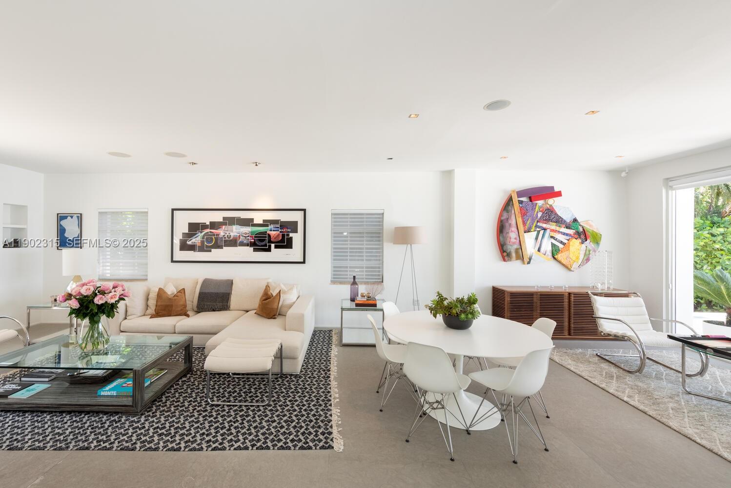 SAN MARINO ISLAND - Residential