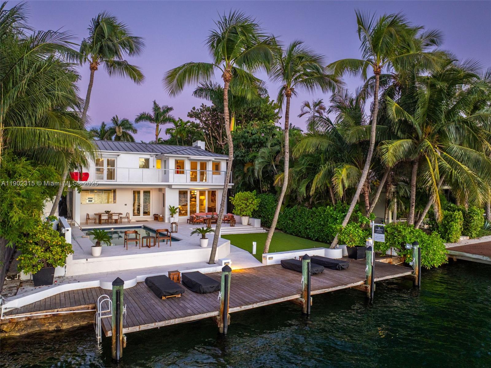 SAN MARINO ISLAND - Residential