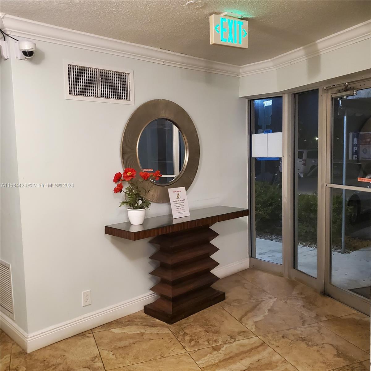 BOCA TEECA CONDO 9 - Residential