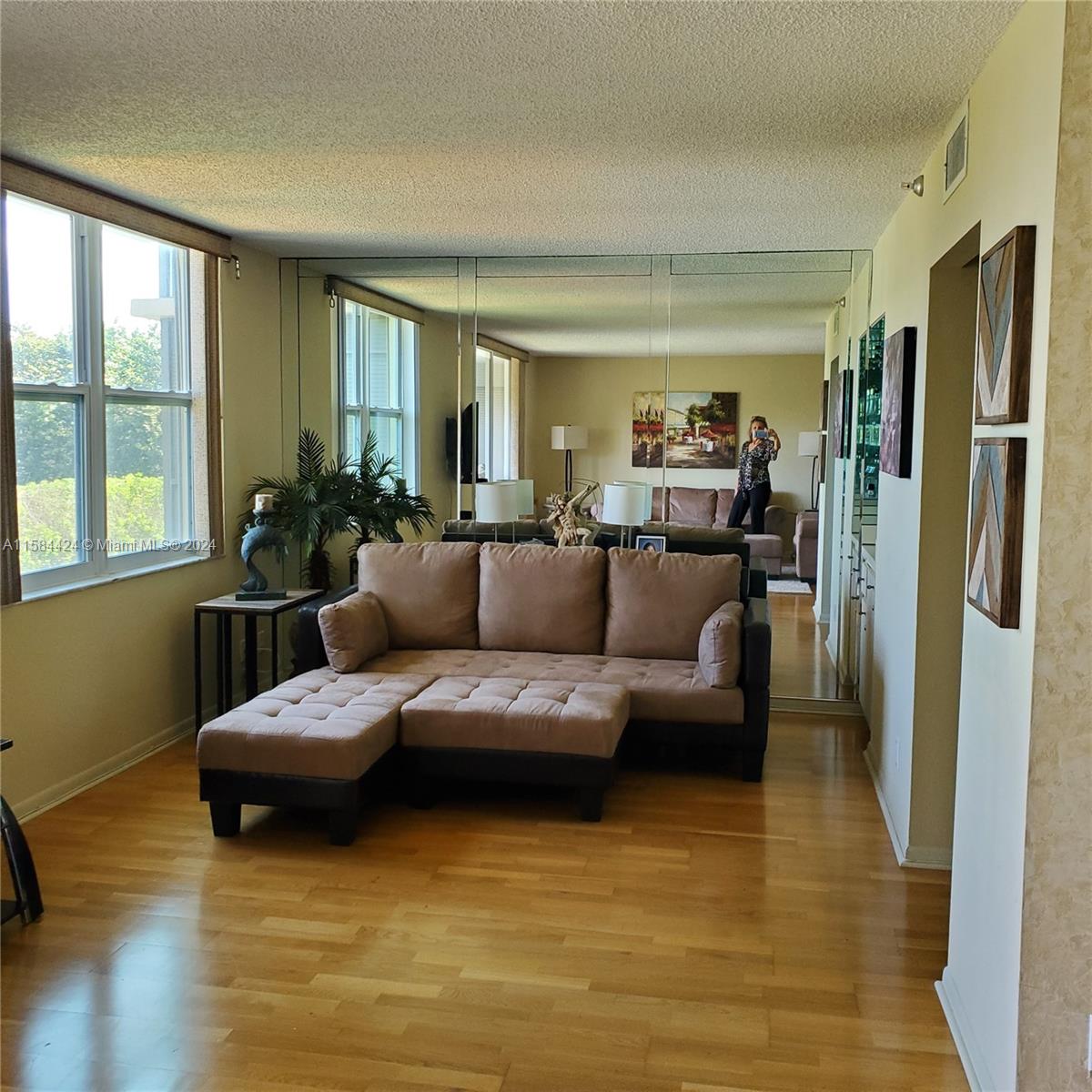 BOCA TEECA CONDO 9 - Residential
