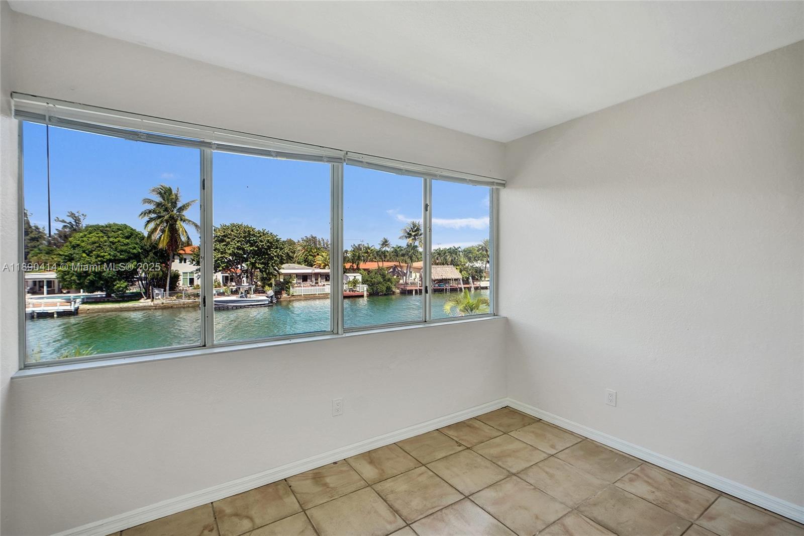 NORMANDY WATERWAY SUB - Residential Lease
