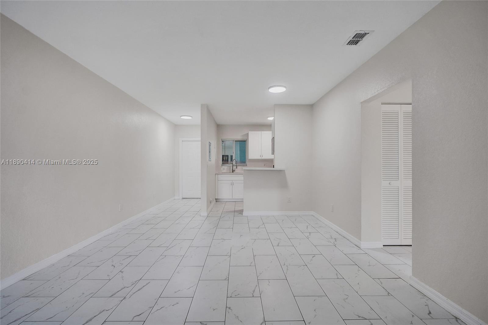 NORMANDY WATERWAY SUB - Residential Lease