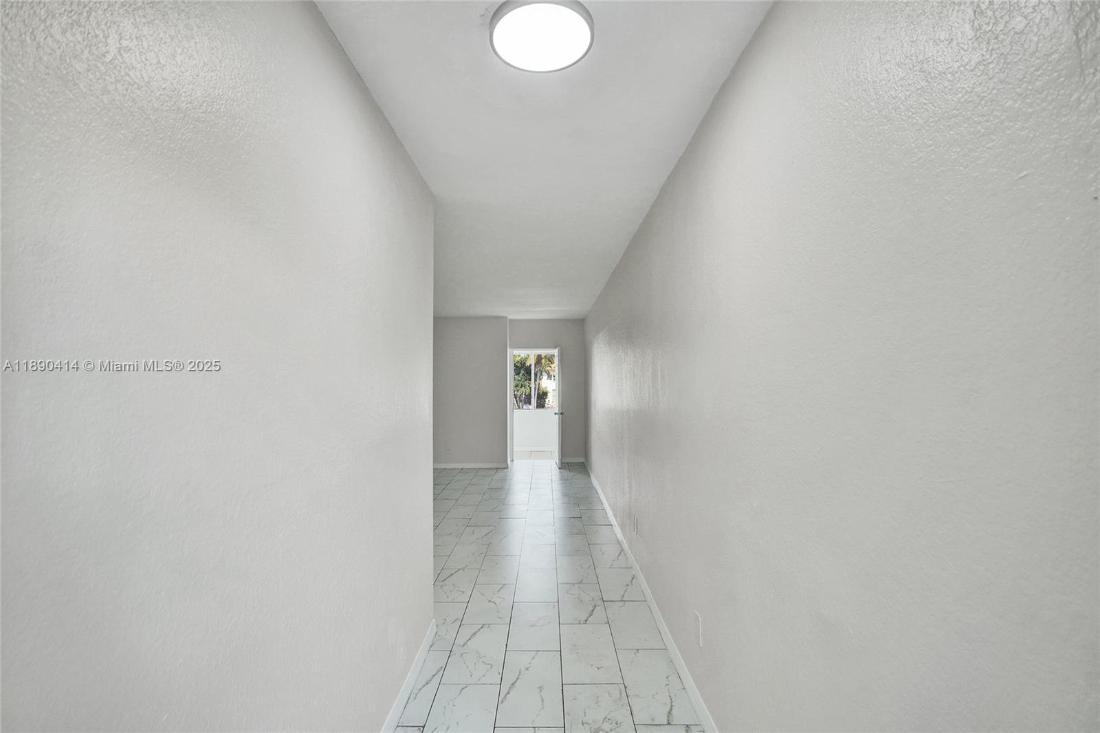 NORMANDY WATERWAY SUB - Residential Lease