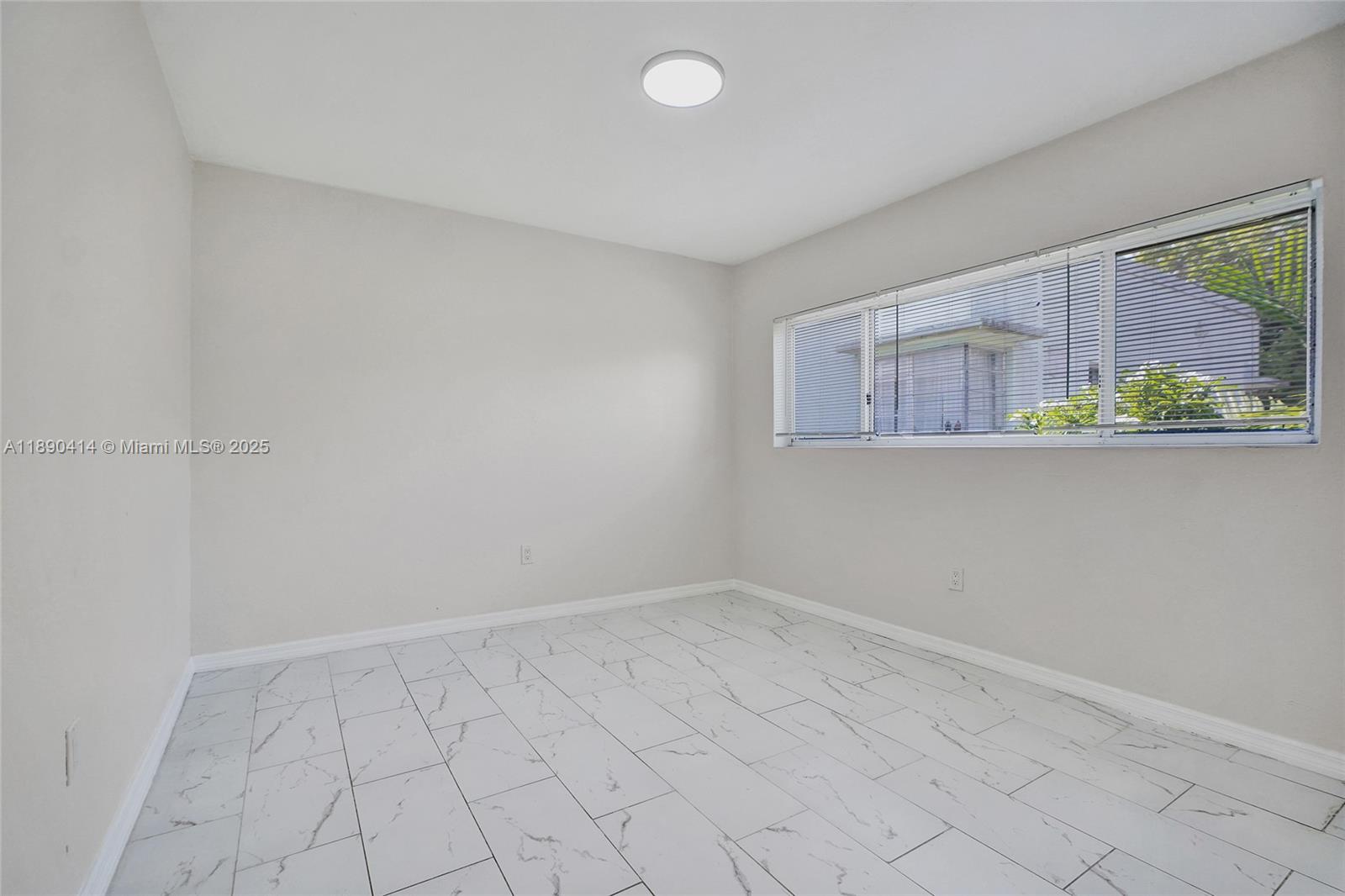 NORMANDY WATERWAY SUB - Residential Lease