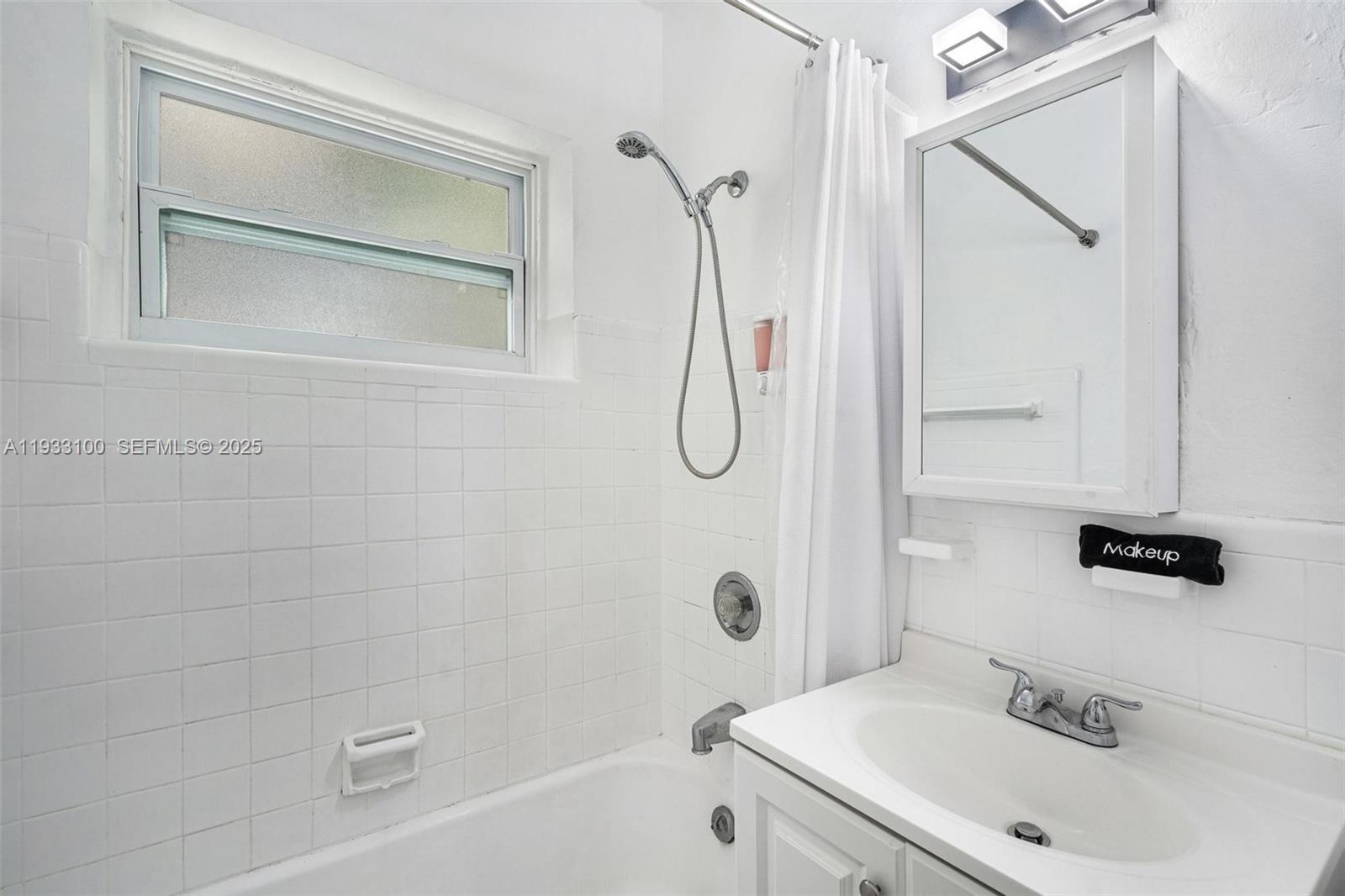 MITCHELL MANOR EXTEN - Residential Income