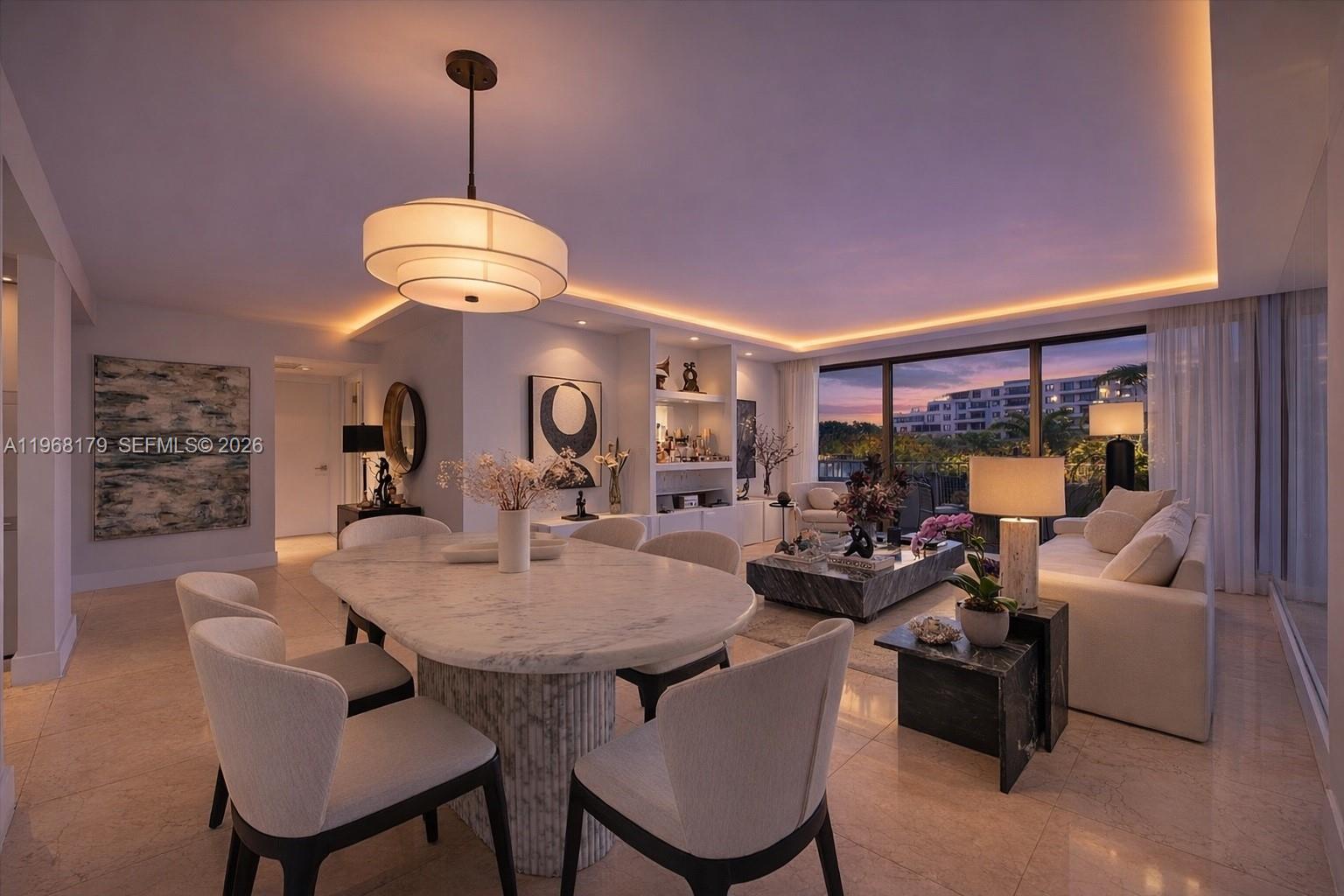 COMMODORE CLUB SOUTH COND - Residential