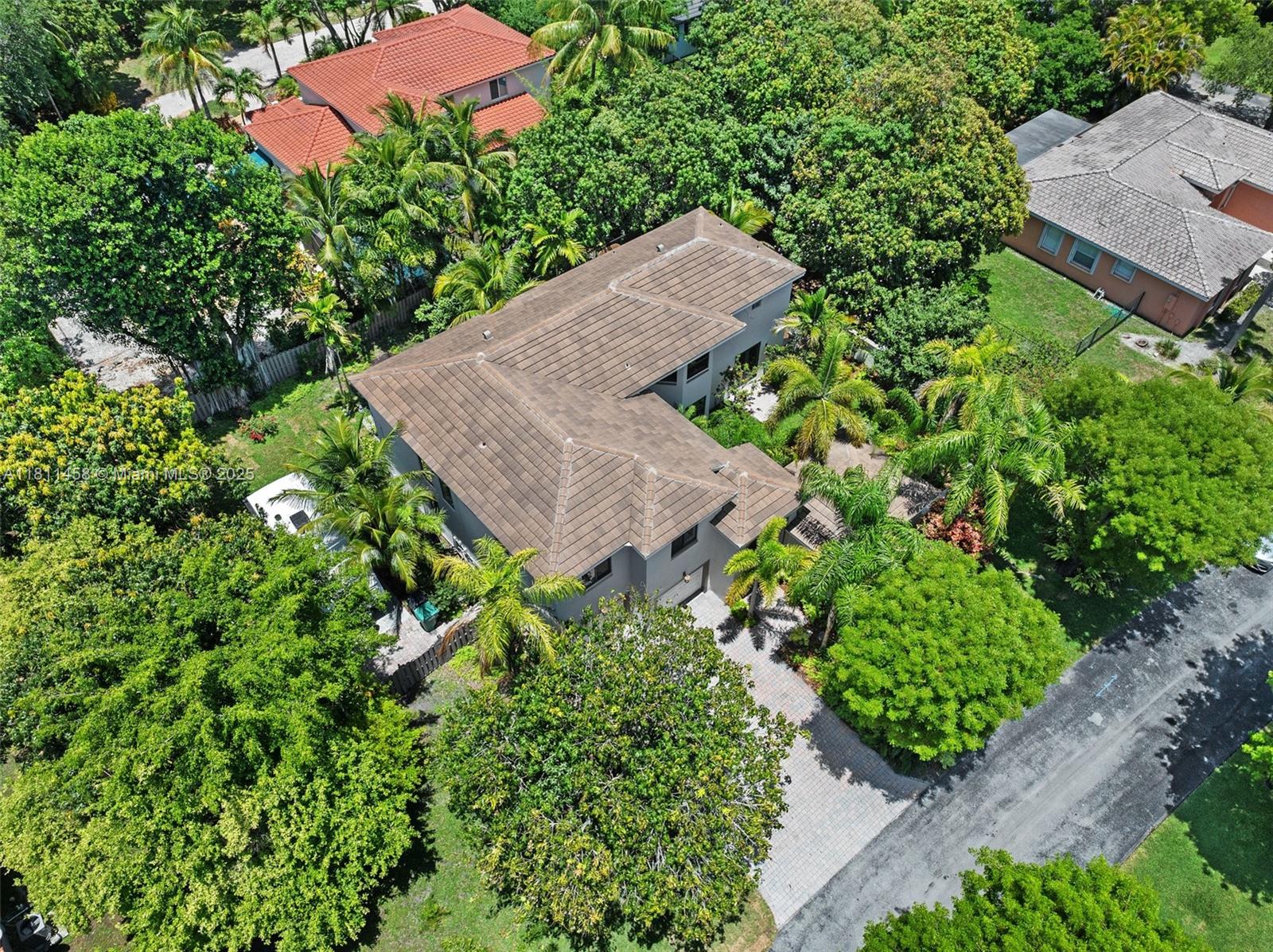 GROVES AT OLD CUTLER - Residential