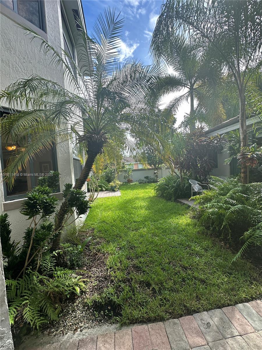 GROVES AT OLD CUTLER - Residential