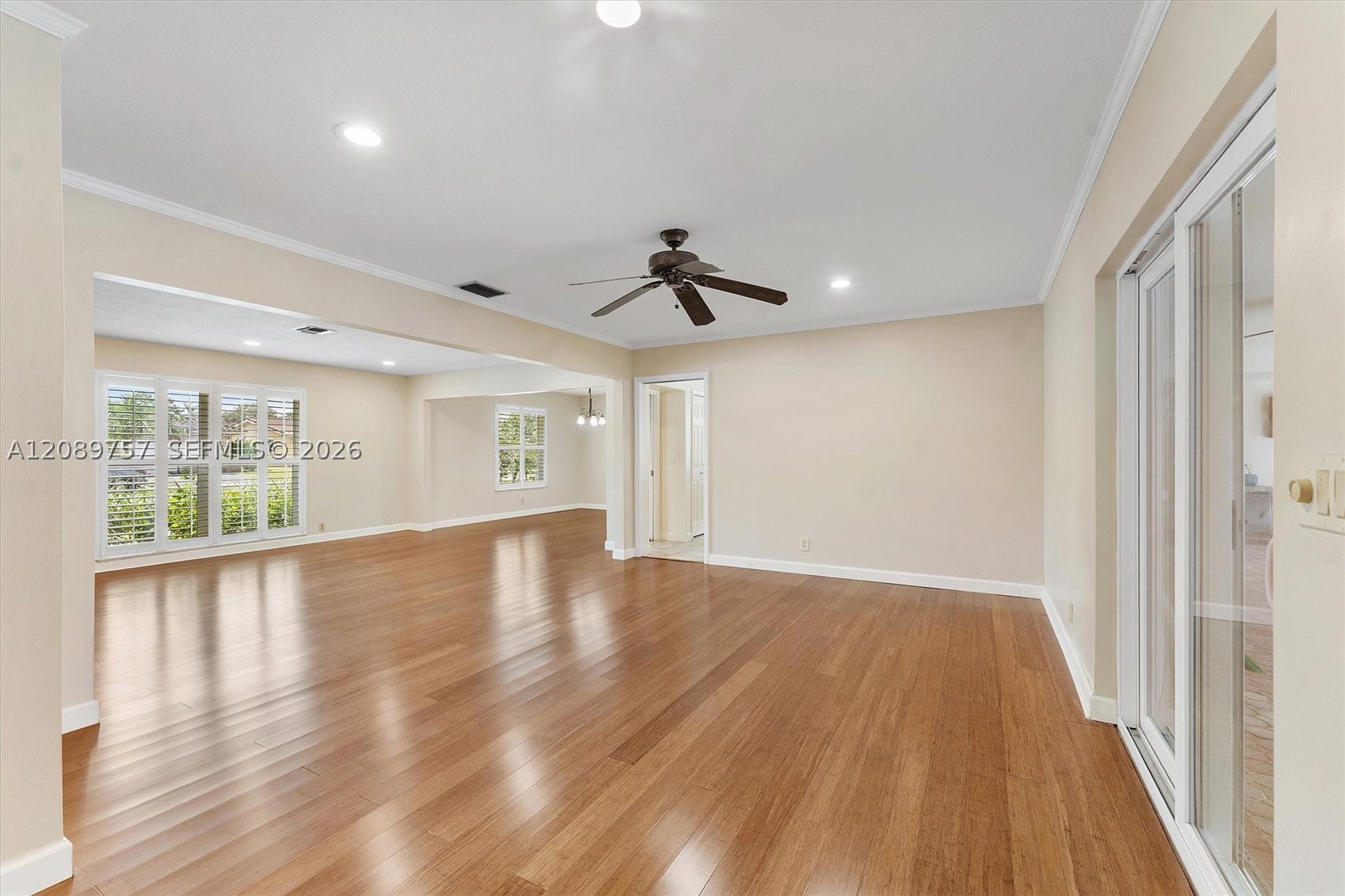 4801 N 36th Ct