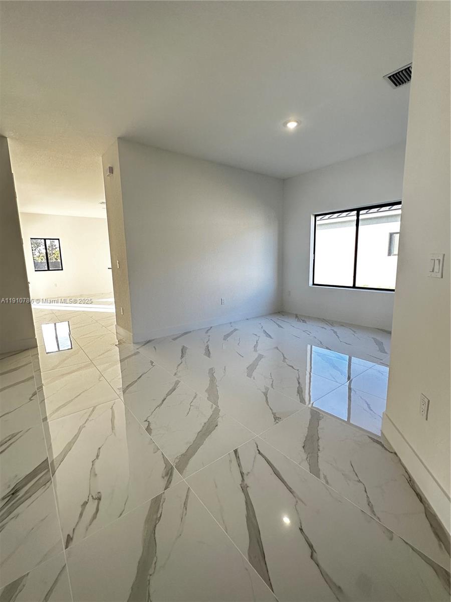 Highland Residences - Residential