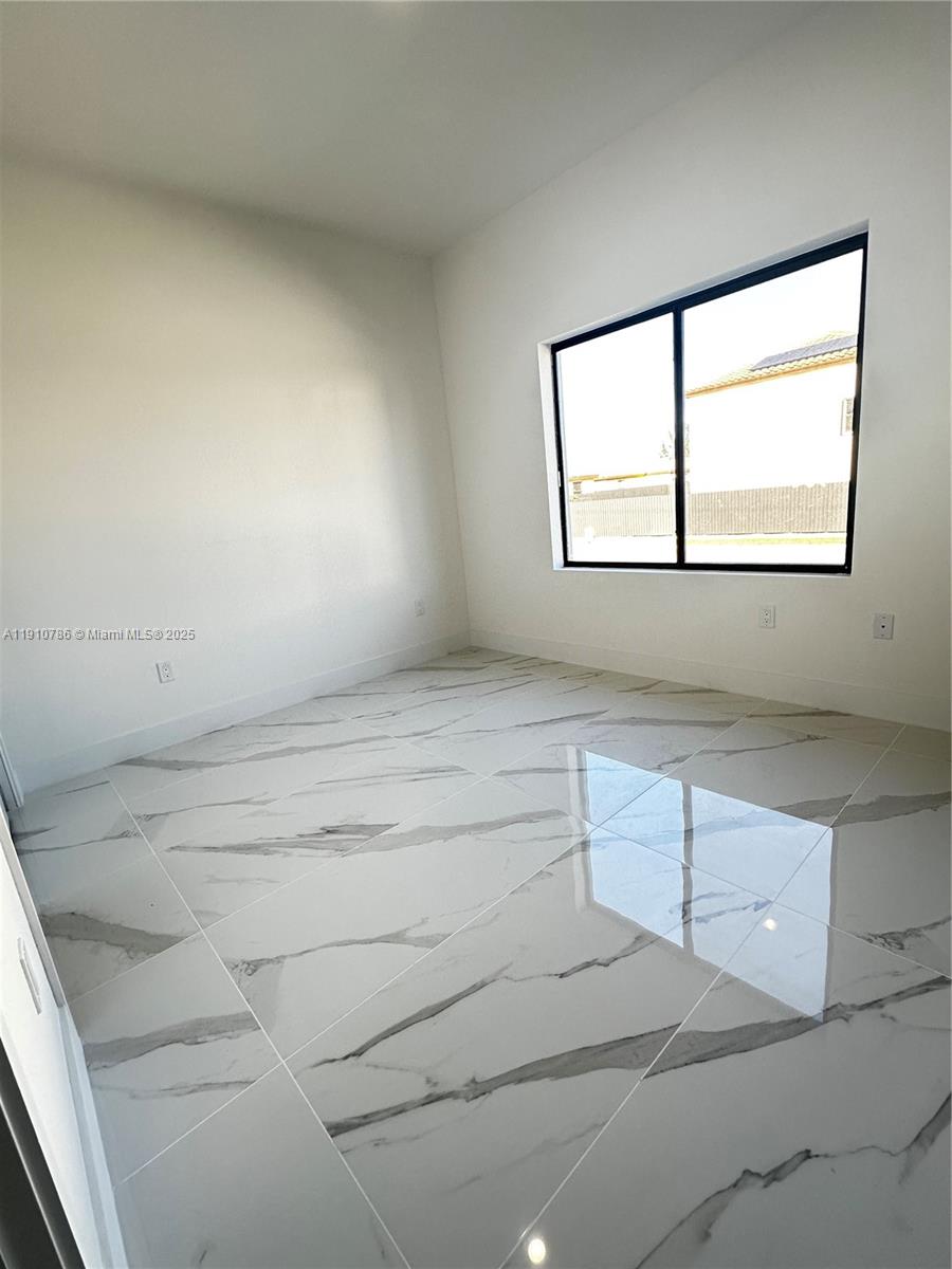 Highland Residences - Residential