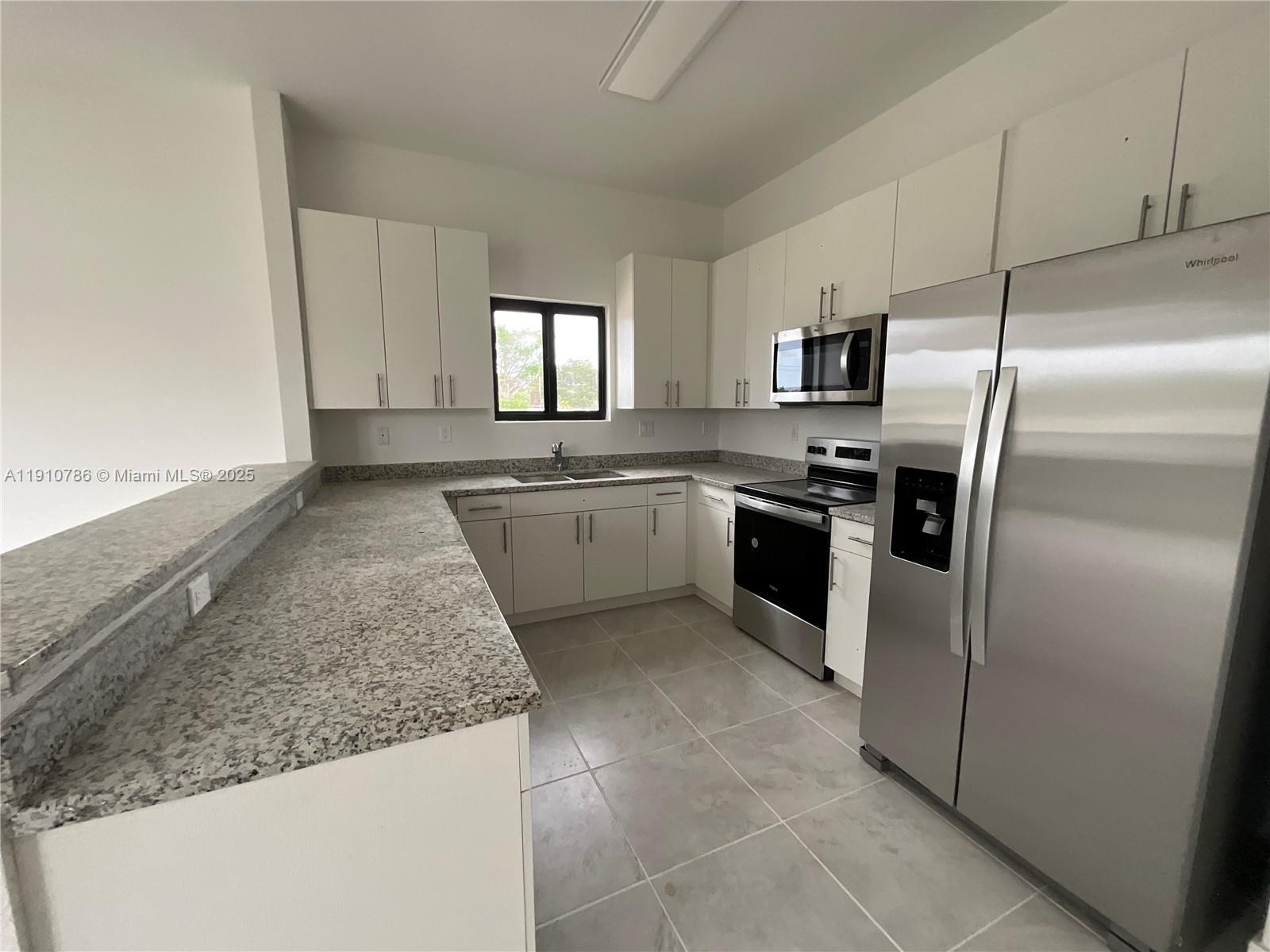 Highland Residences - Residential