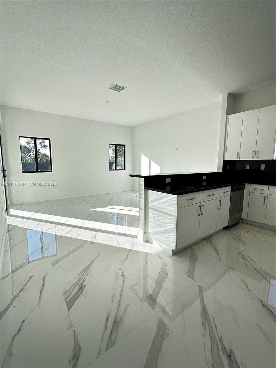 Highland Residences - Residential