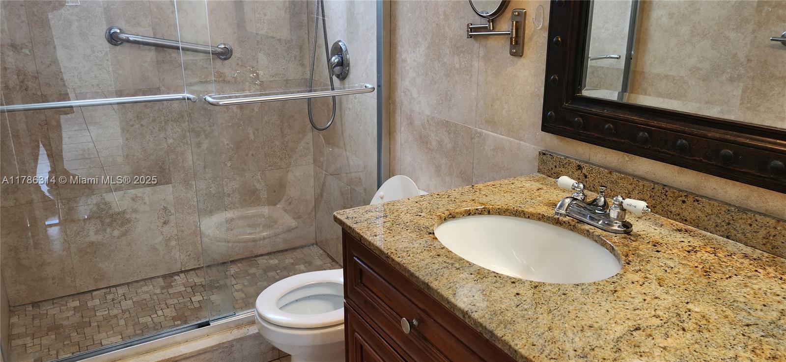 EL CONQUISTADOR SOUTH CON - Residential