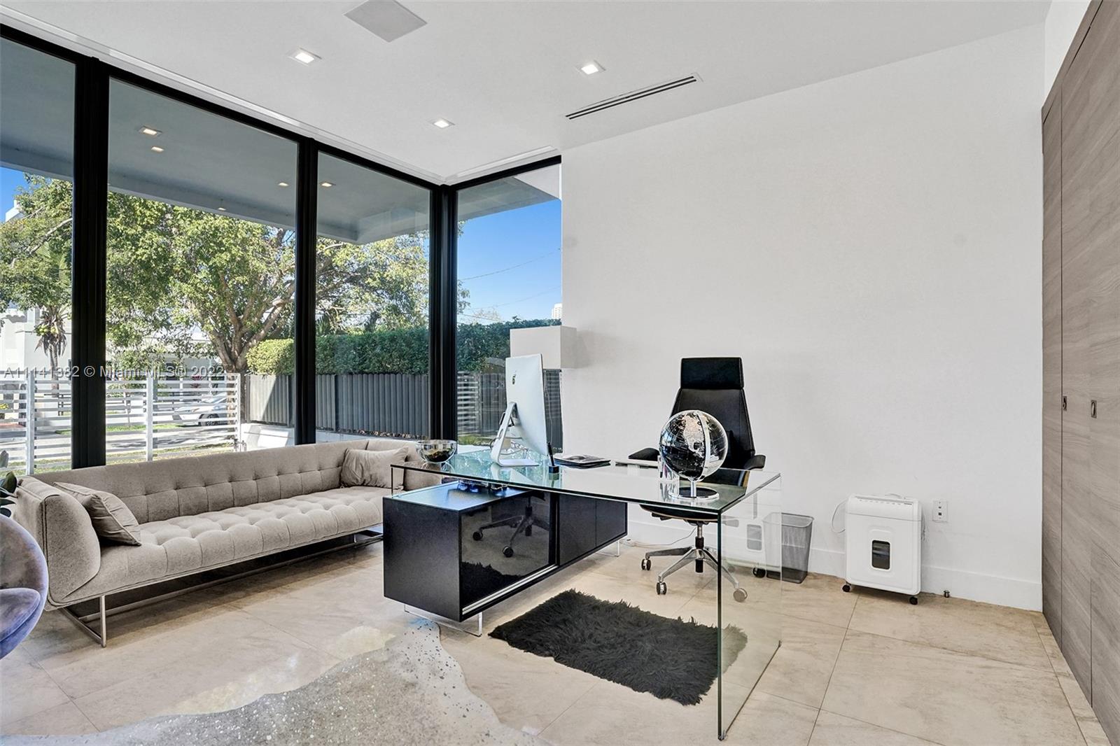 HOLLEMAN PARK - Residential