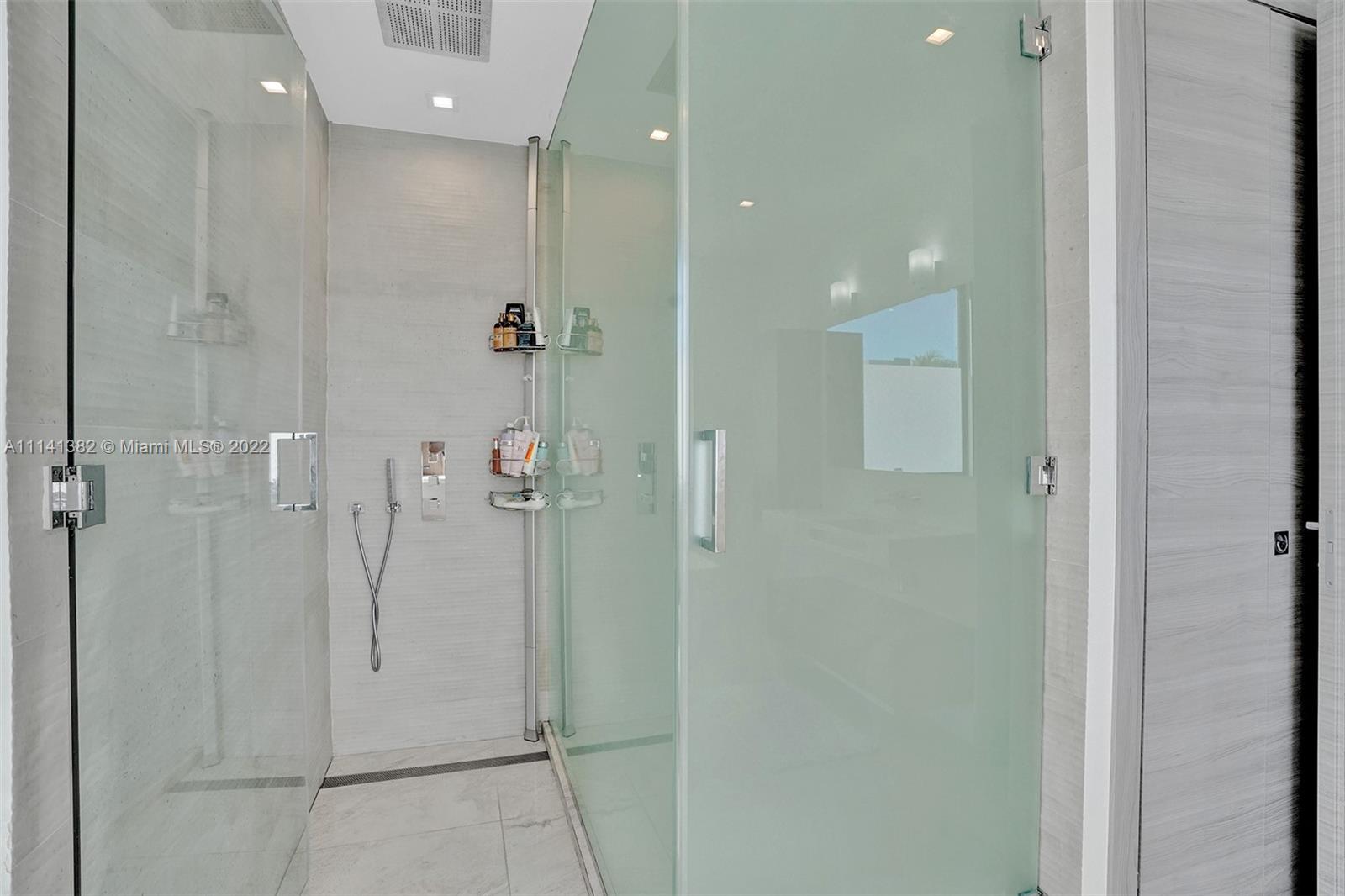 HOLLEMAN PARK - Residential